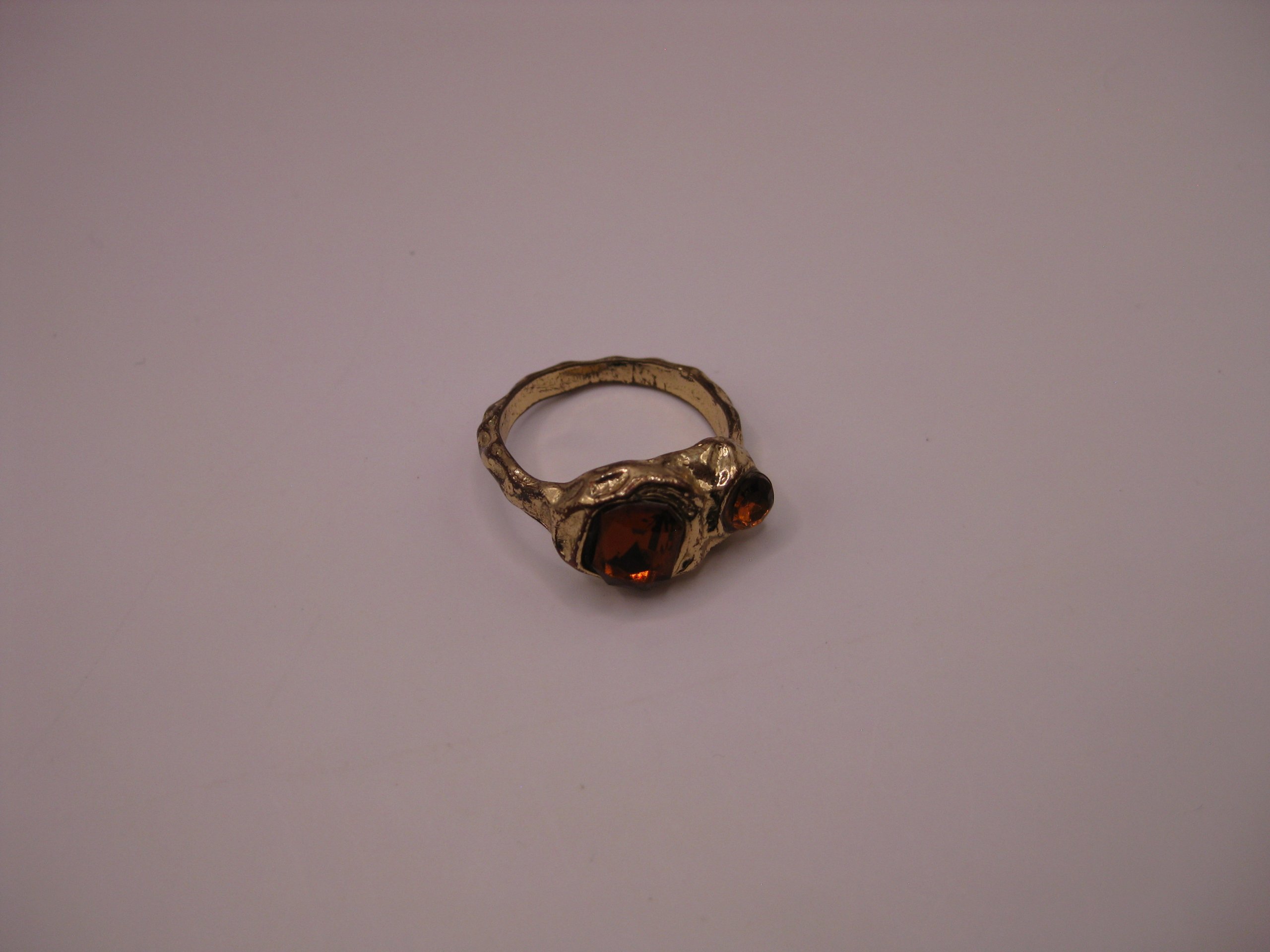 Vintage Gold Tone Ring with Orange Gems Unisex image 7