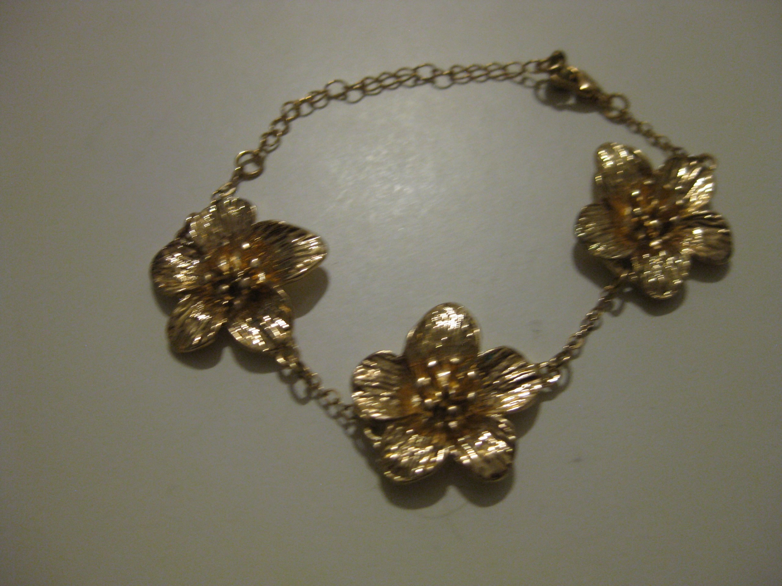 Gold Tone Floral Bracelet Women image 3