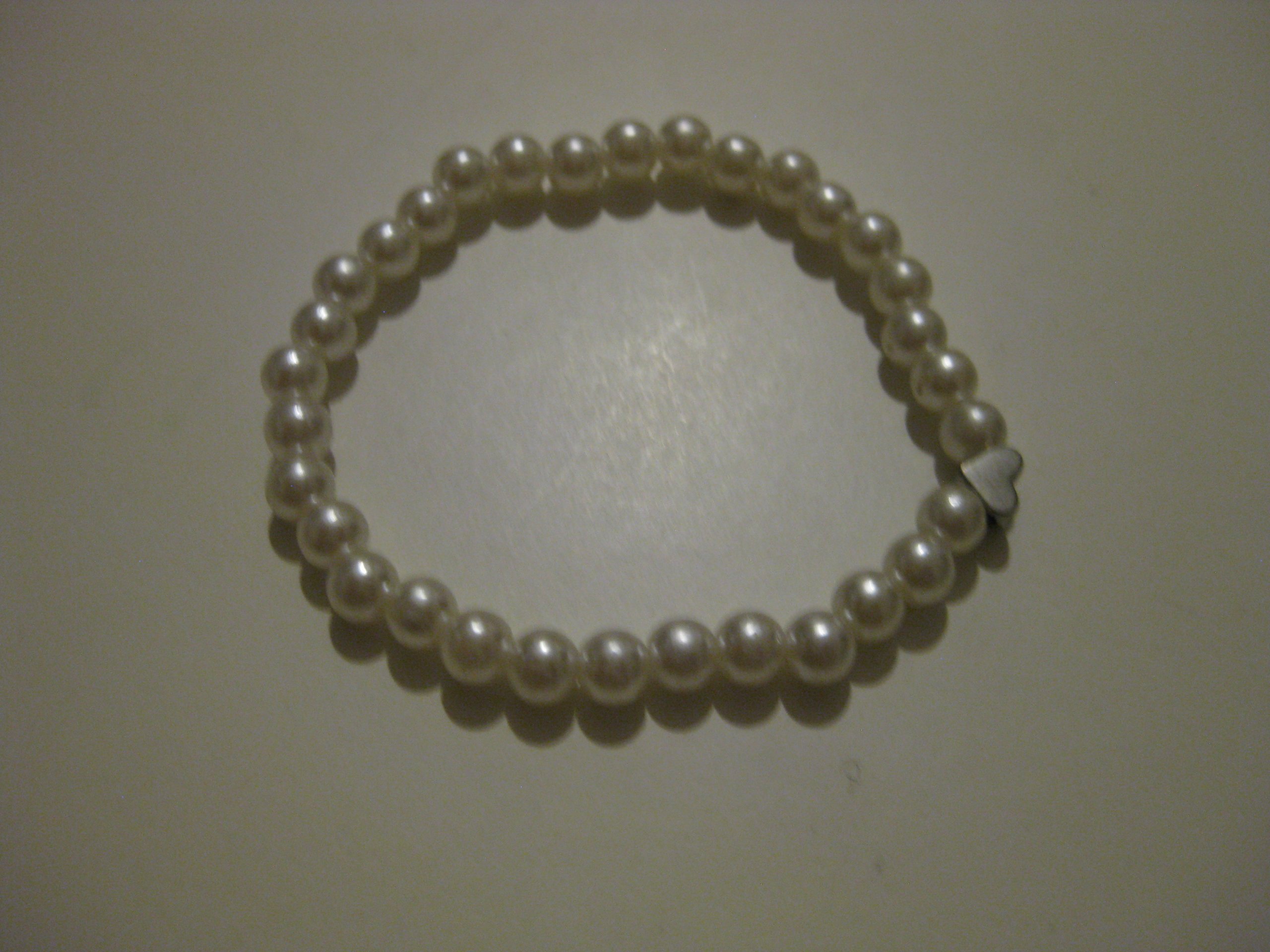 Pearl White Beaded Bracelet with Heart Charm Unisex image 3