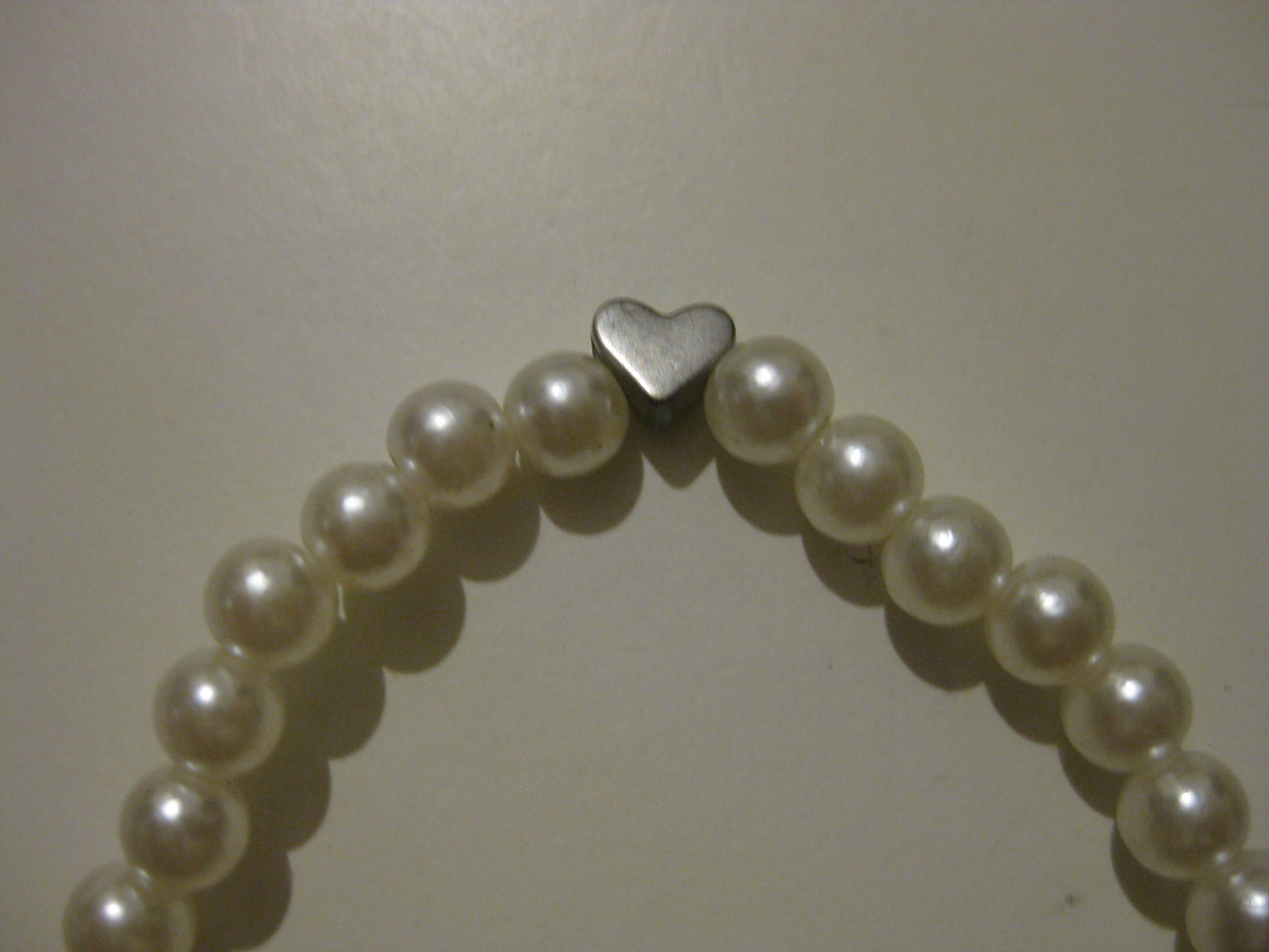 Pearl White Beaded Bracelet with Heart Charm Unisex image 5