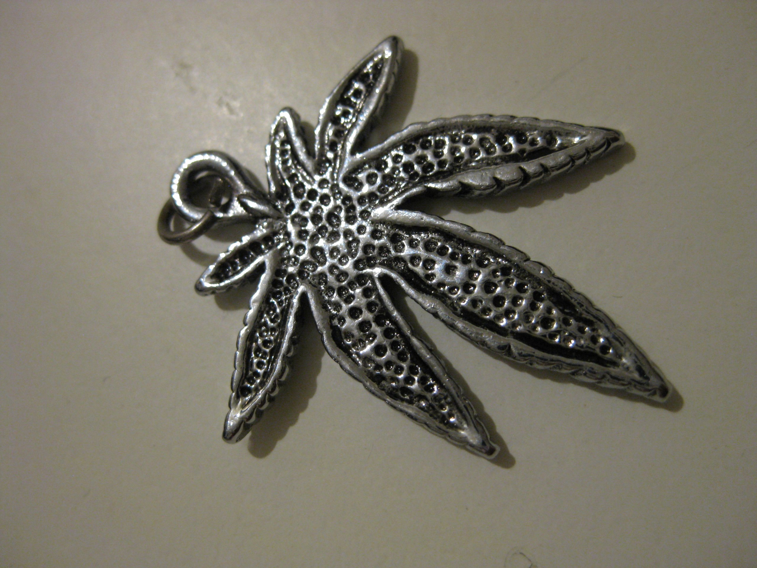 Silver Metal Leaf Pendant Charm Unisex image 4