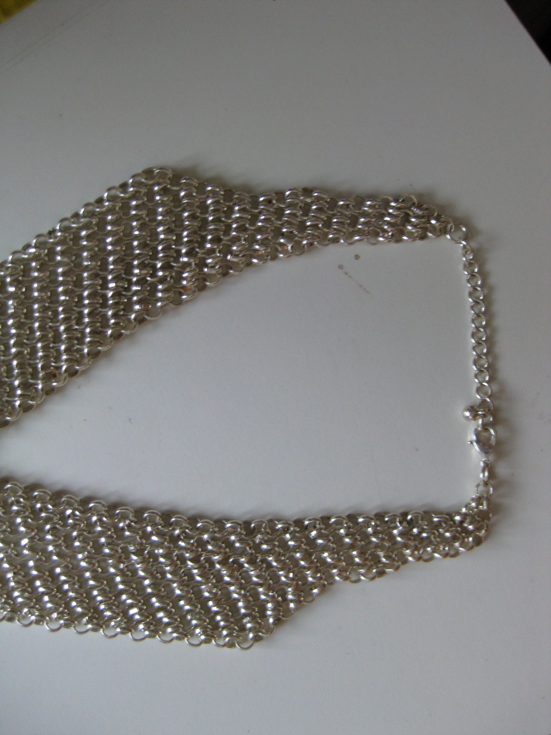 Silver Tone Chainmail Style Bib Necklace Unisex image 3