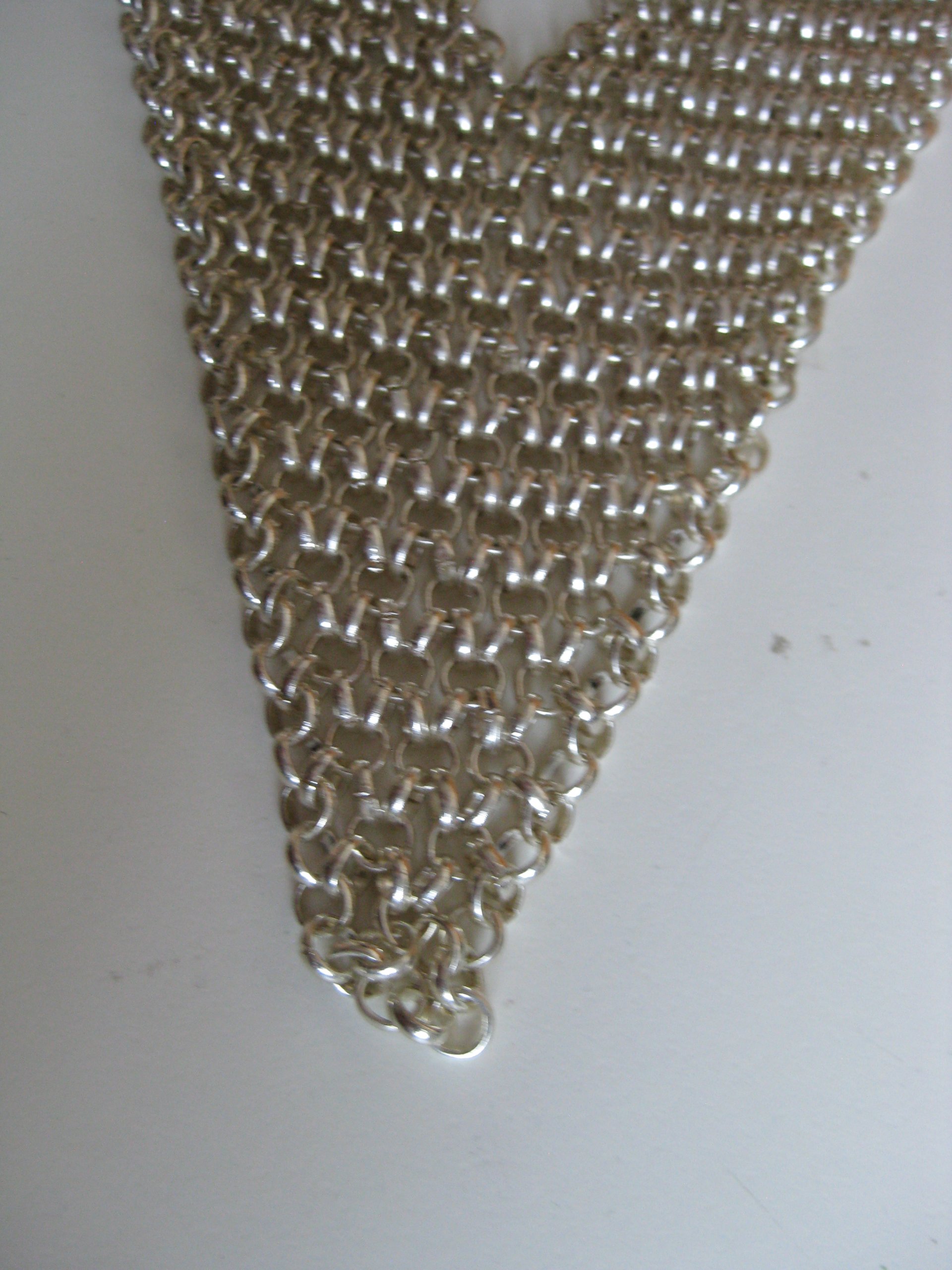 Silver Tone Chainmail Style Bib Necklace Unisex image 6