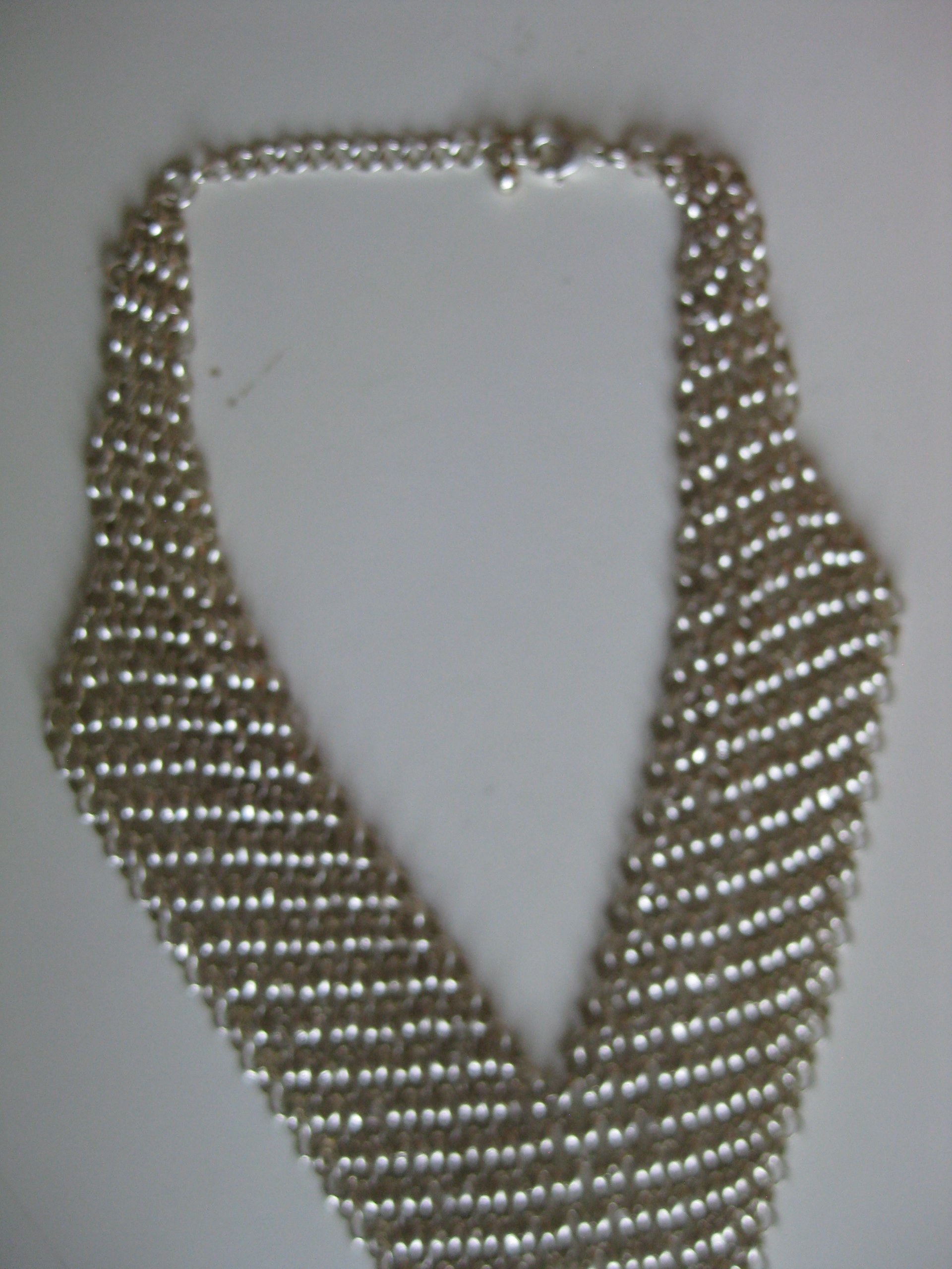 Silver Tone Chainmail Style Bib Necklace Unisex image 8