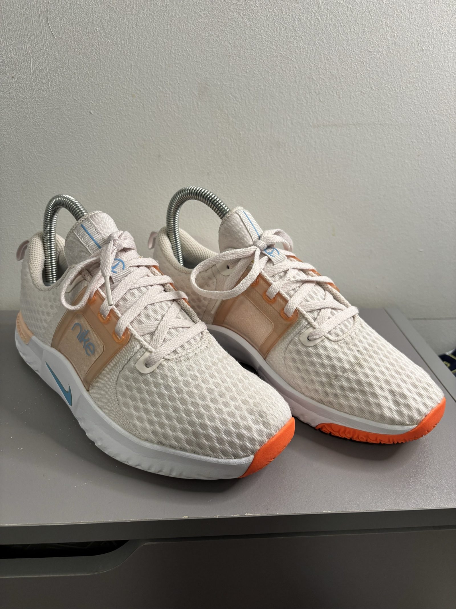 Nike Women's Cream & Orange Renew Running Trainers Uk 3.5