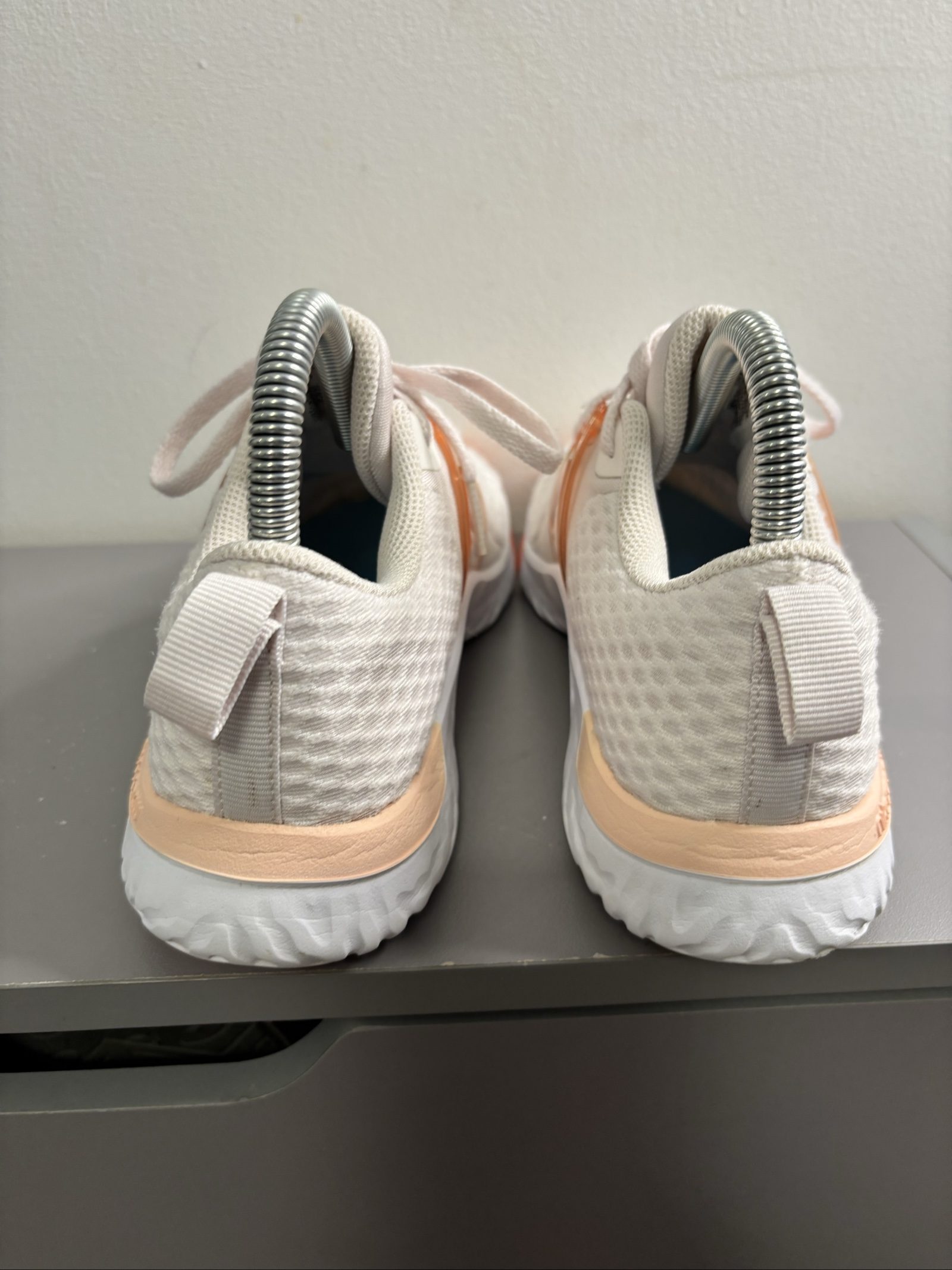 Nike Women's Cream & Orange Renew Running Trainers Uk 3.5 image 3