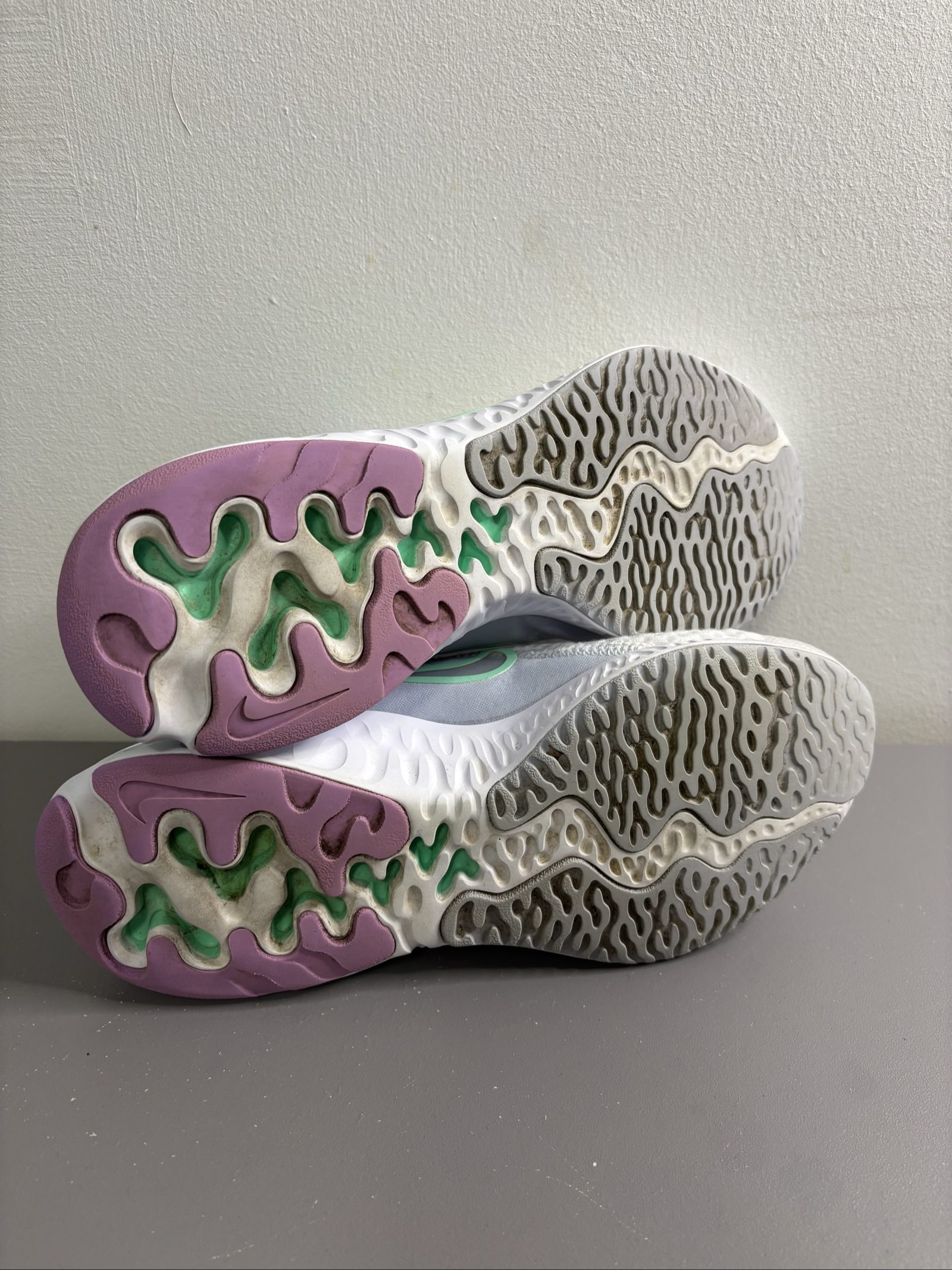 Nike Women's White, Mint & Yellow Renew Running Shoes Uk 3 image 6