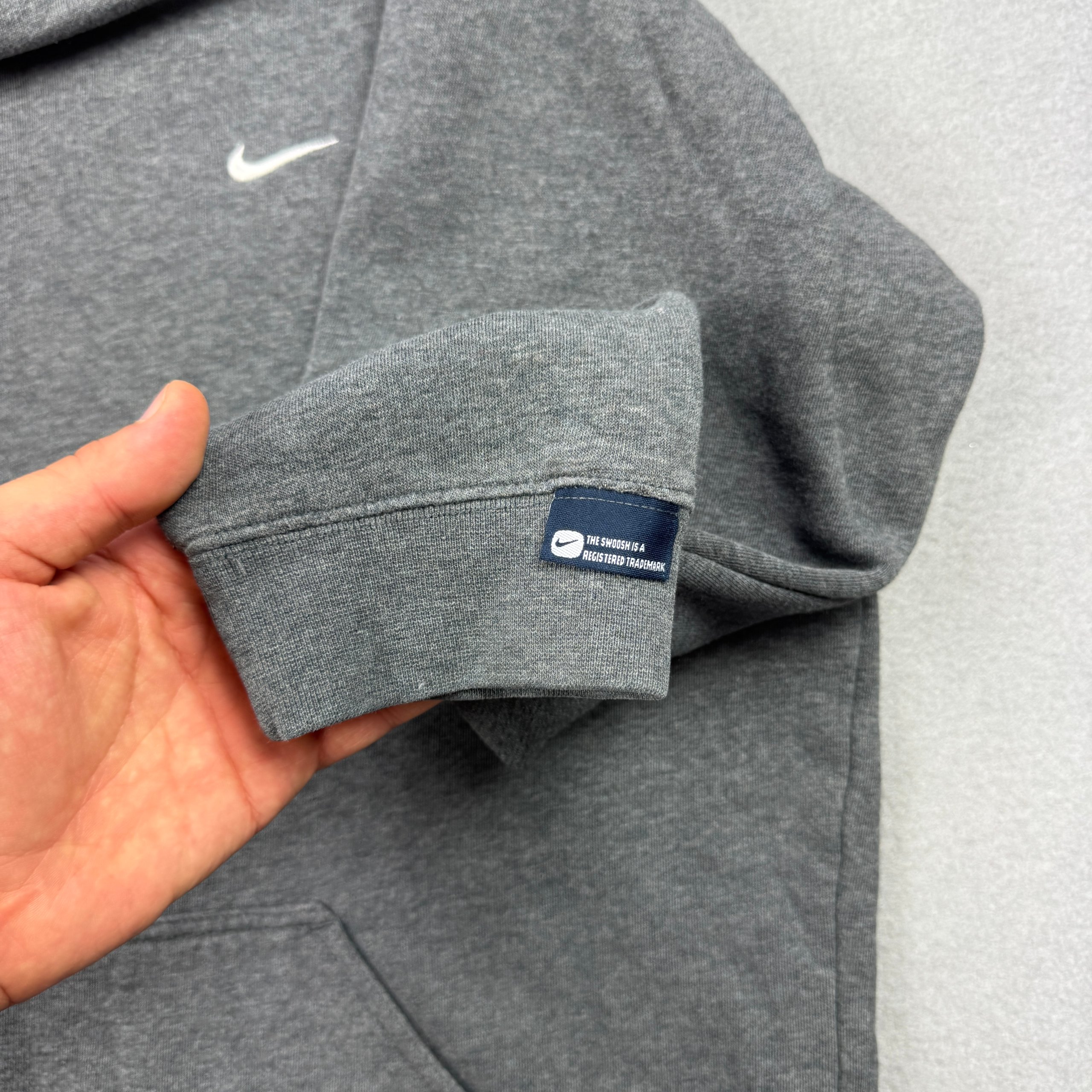 Nike Grey Hoodie White Small Swoosh Size 18-20 / 164-176cm image 7