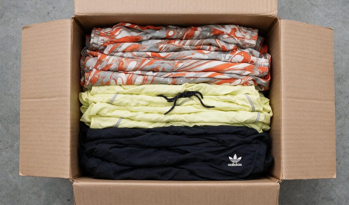Caja 5x Shorts Adidas mujer – lote mayorista 5 piezas, nuevo con etiqueta