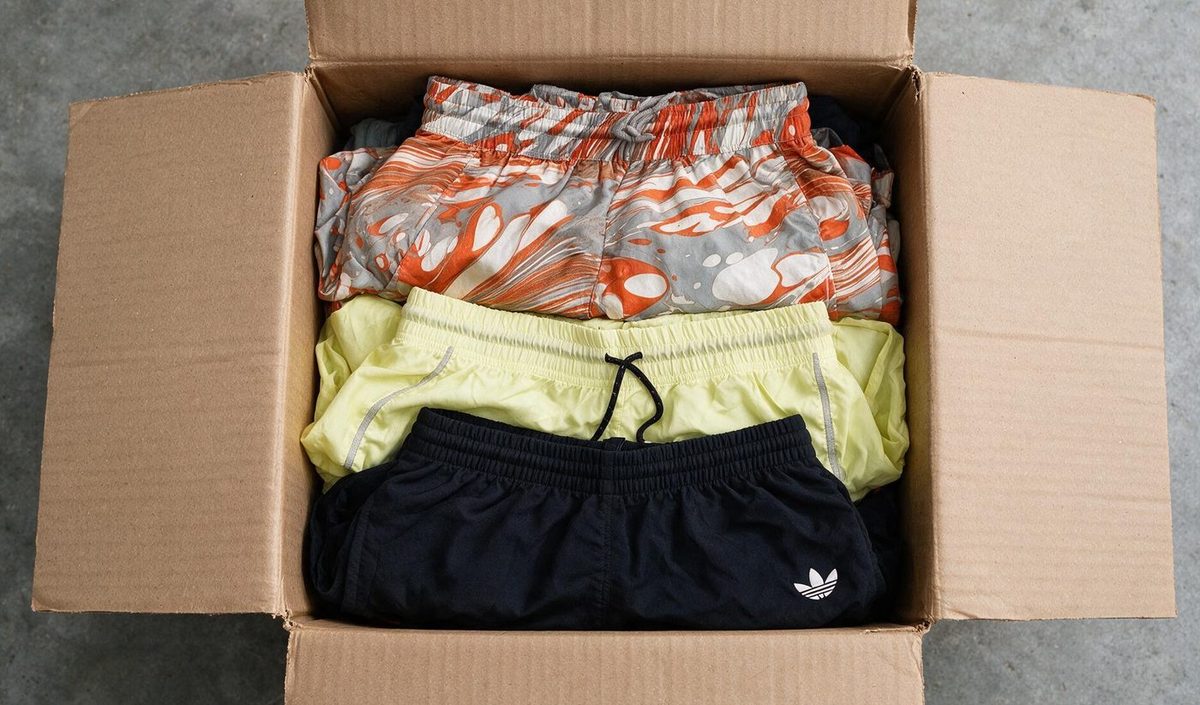 Caja 10x Shorts Adidas mujer – lote mayorista 10 piezas, nuevo con etiqueta