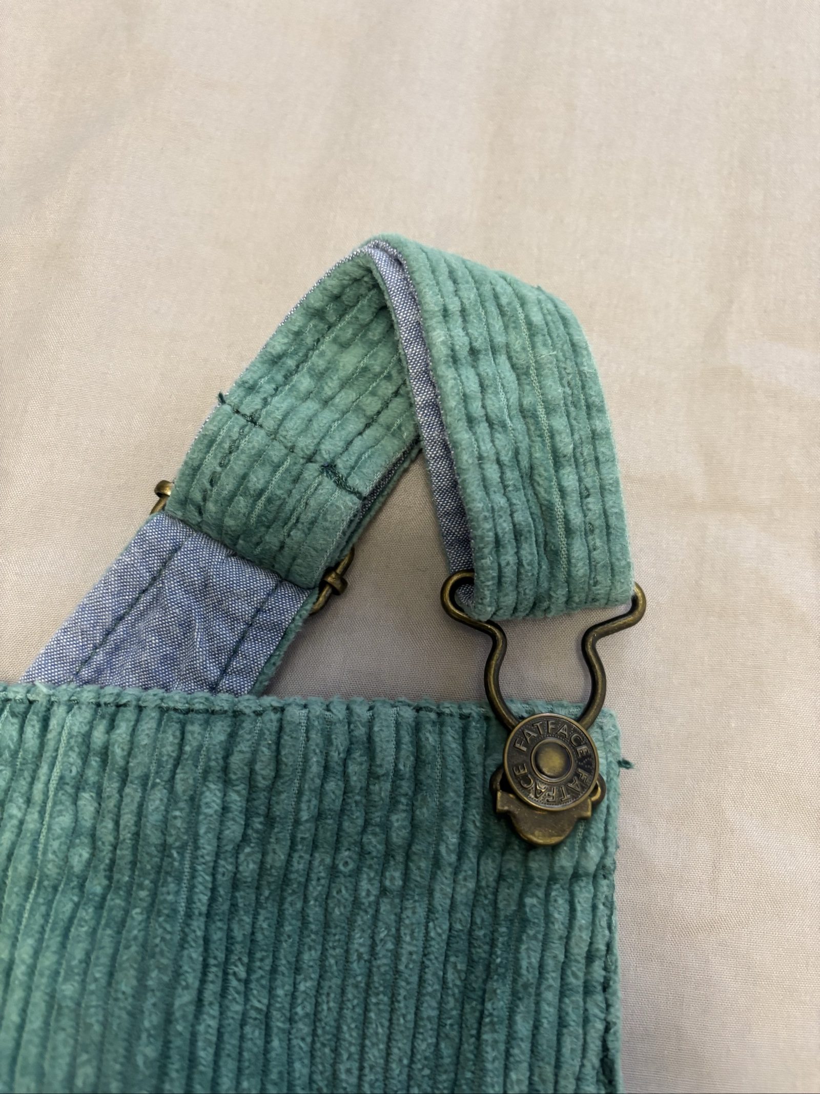 FatFace Green Corduroy Pinafore Dress age 10/11 Cotton image 3