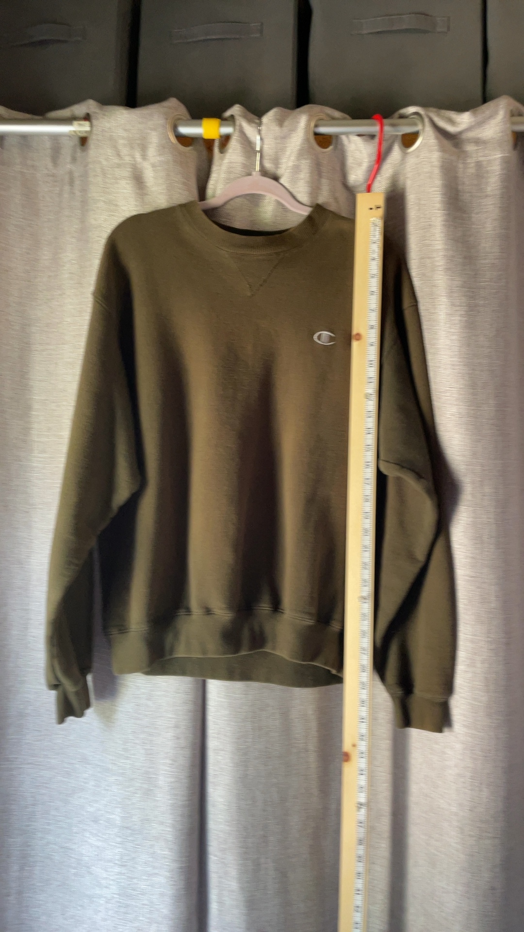 Champion Olive Green Men's Large Crewneck Sweatshirt