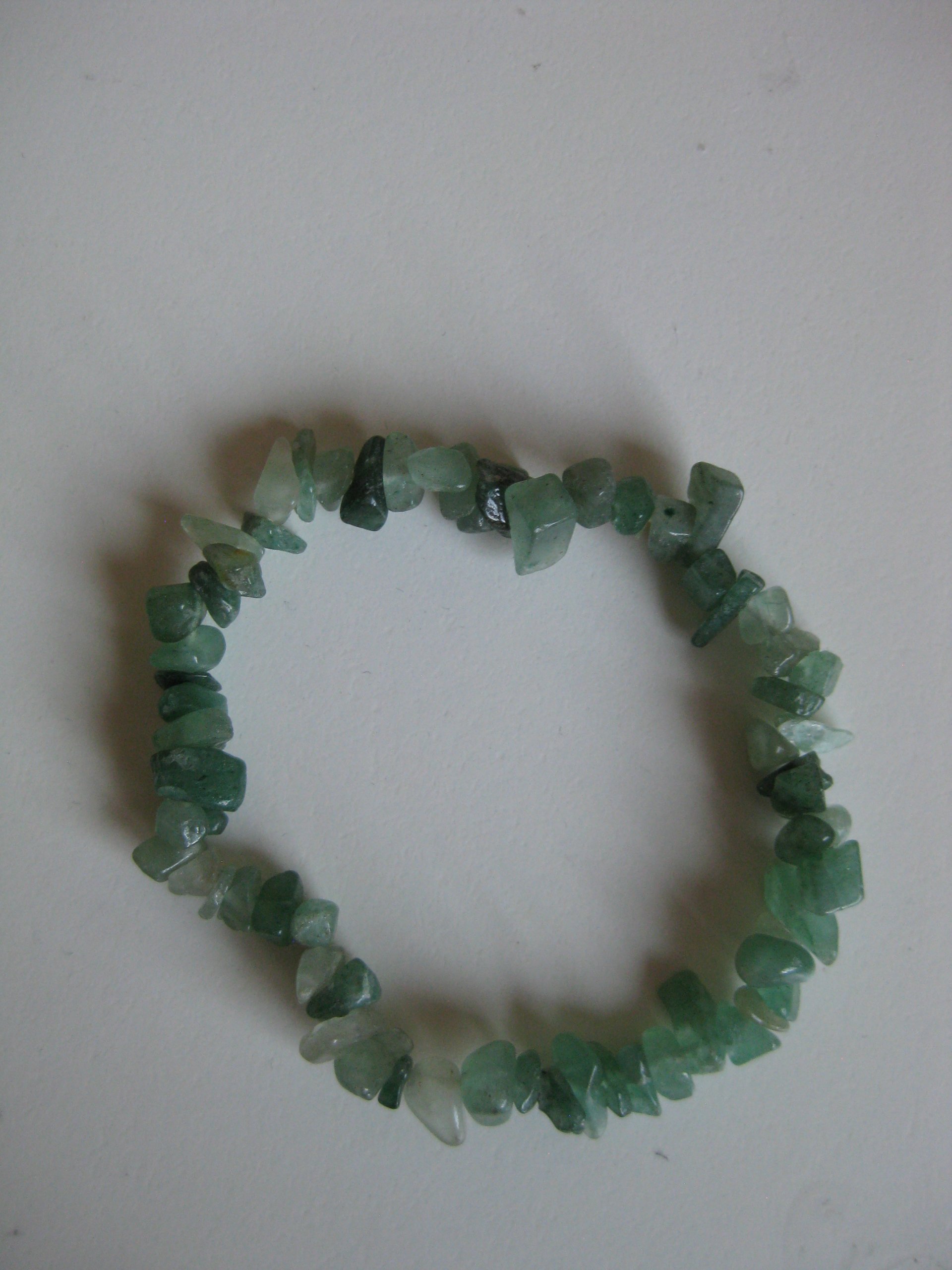 Green Stone Chip Beaded Bracelet Unisex Elastic