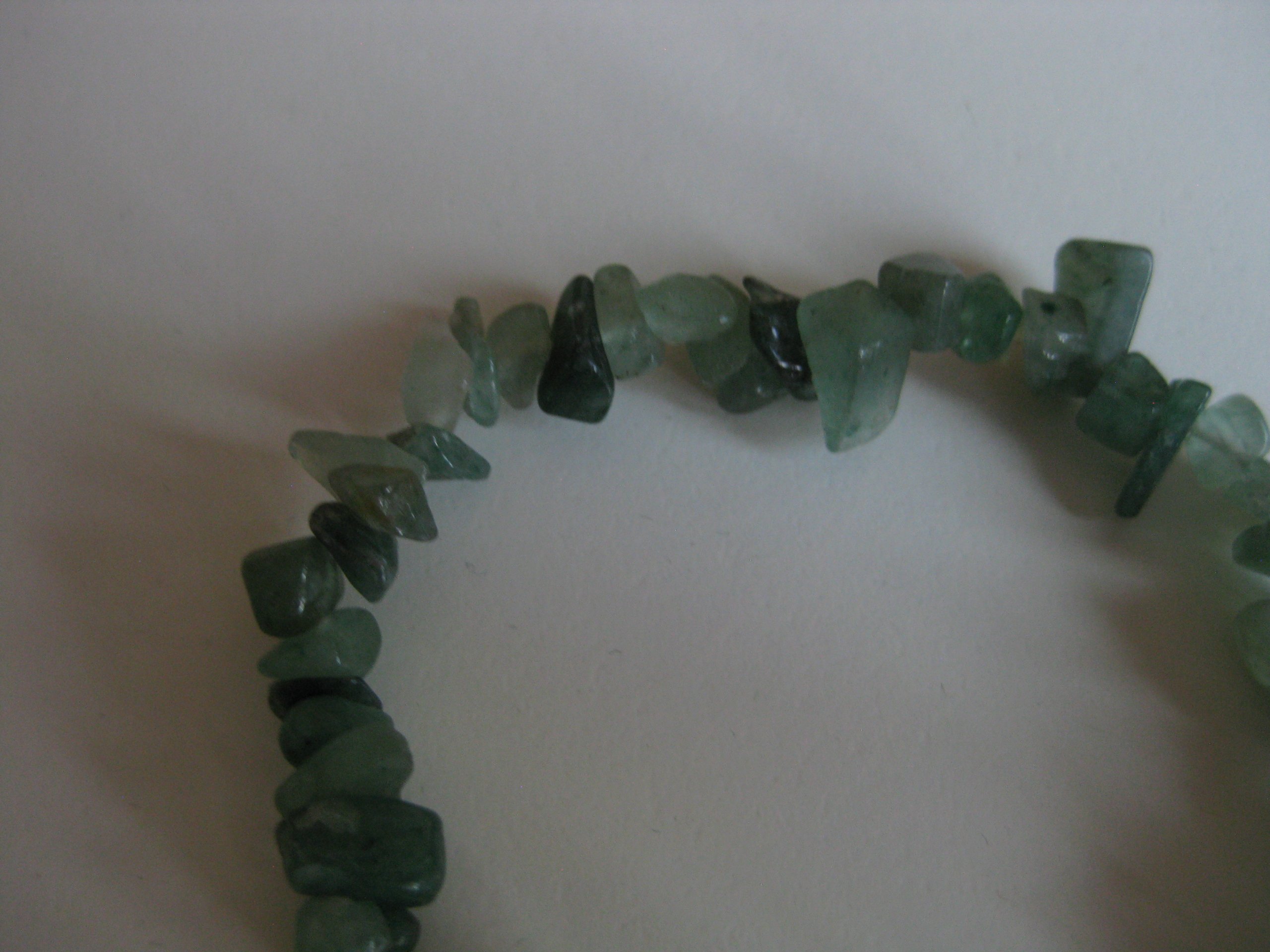 Green Stone Chip Beaded Bracelet Unisex Elastic image 6