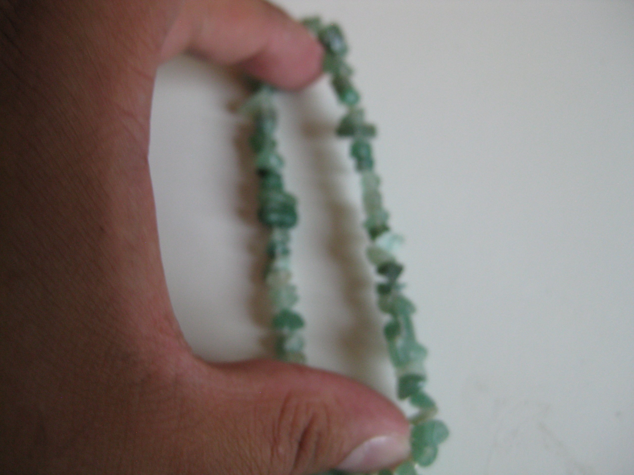 Green Stone Chip Beaded Bracelet Unisex Elastic image 7
