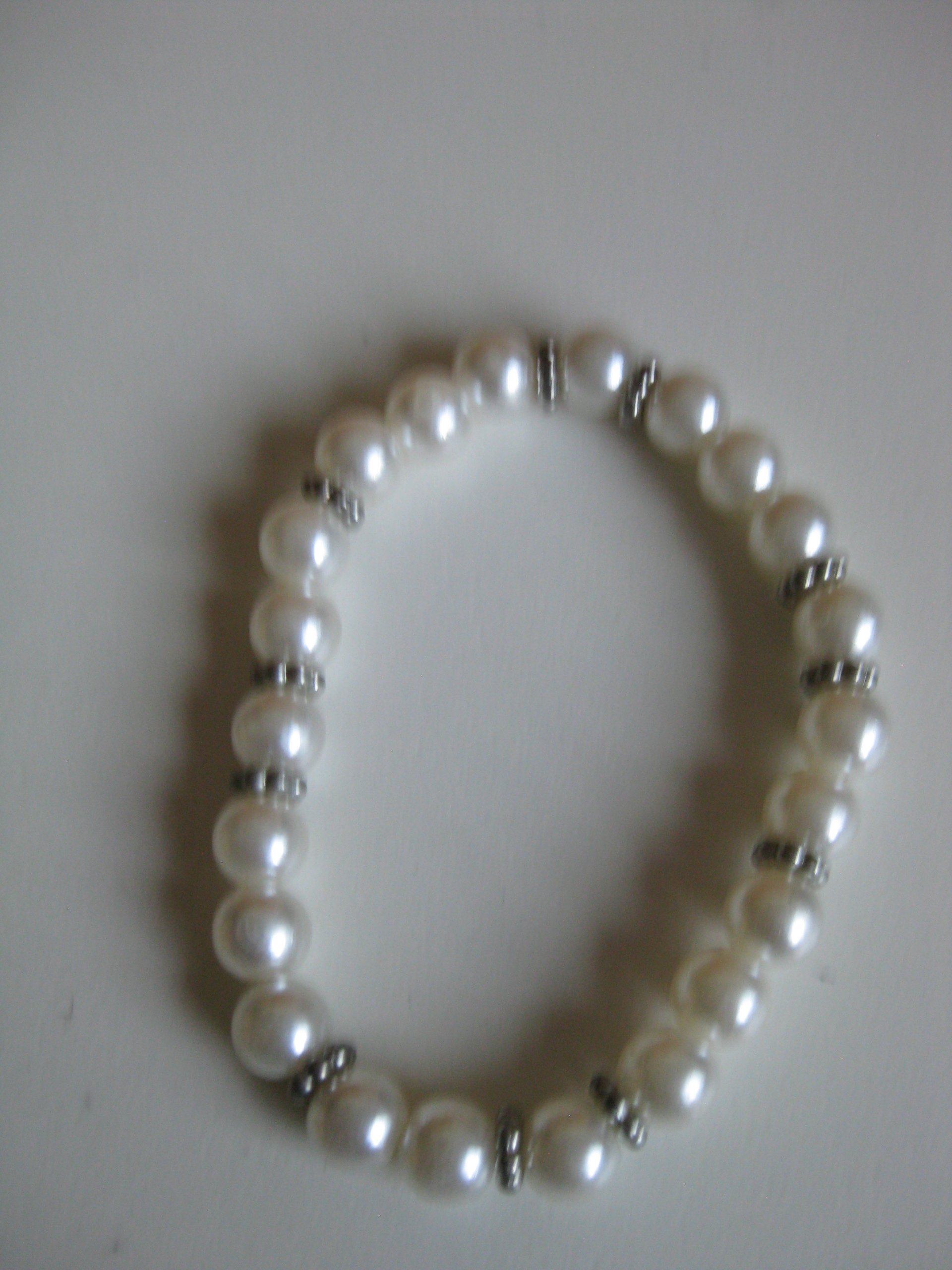 White Faux Pearl Beaded Stretch Bracelet Silver Accents Unisex image 3