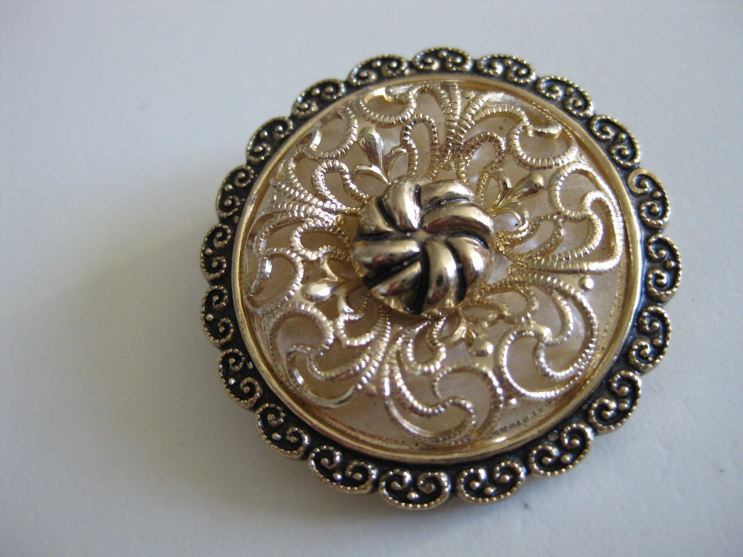 Vintage Gold & Black Ornate Brooch Pin Small Jewel-Ja-3 image 2