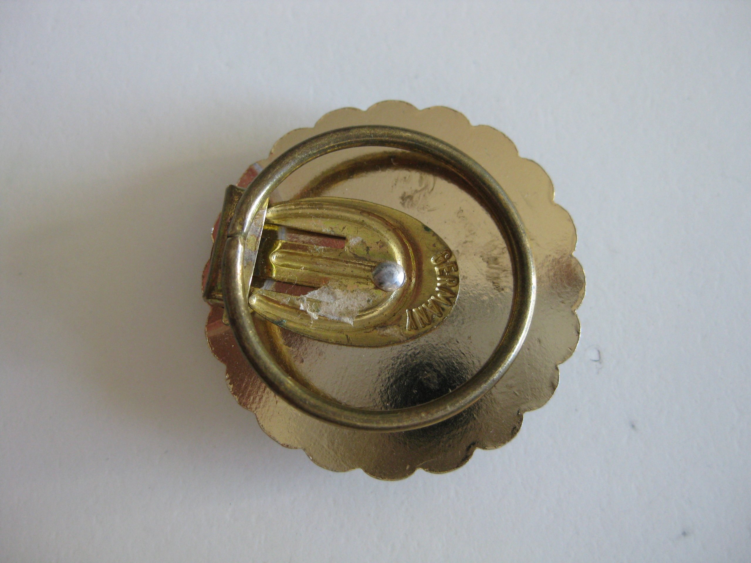 Vintage Gold & Black Ornate Brooch Pin Small Jewel-Ja-3 image 5