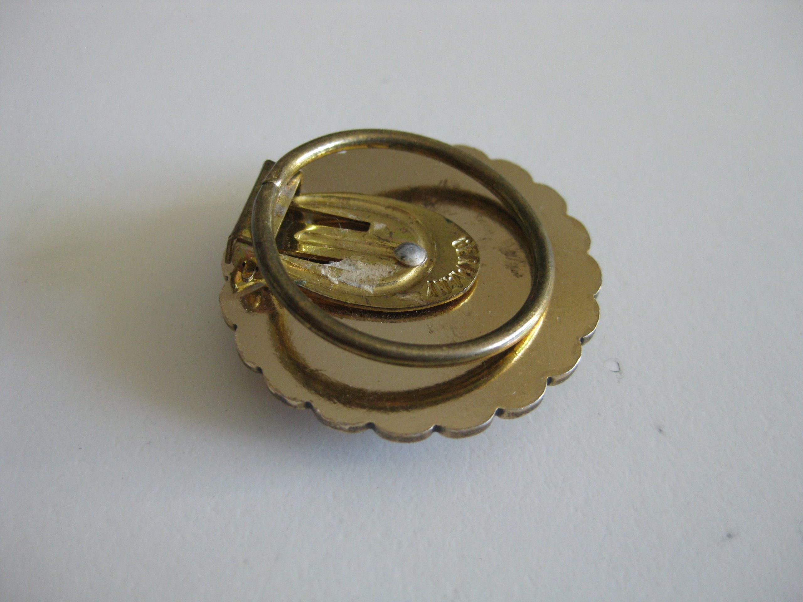 Vintage Gold & Black Ornate Brooch Pin Small Jewel-Ja-3 image 6