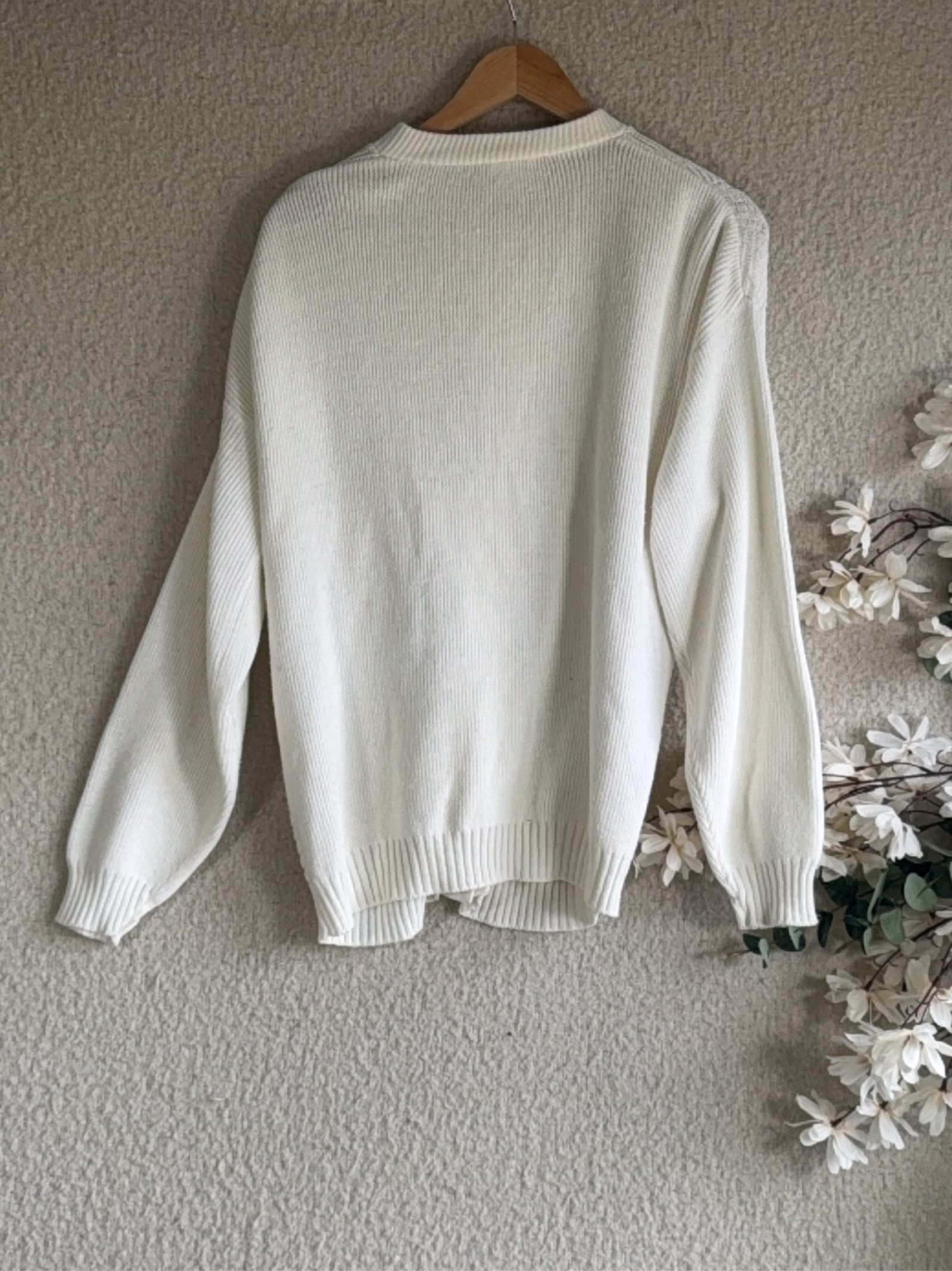 Pyari White Knitted Acrylic Women's Button Front Cardigan UK Medium Soft image 5