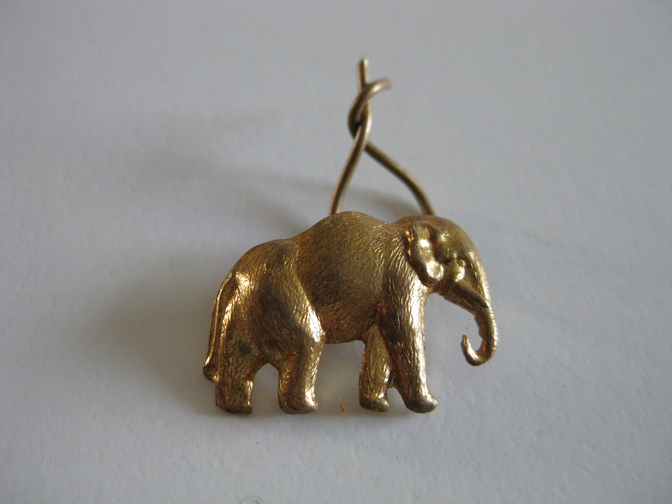 Gold Tone Elephant Pendant Charm 3 cm Jewel-Ja-4