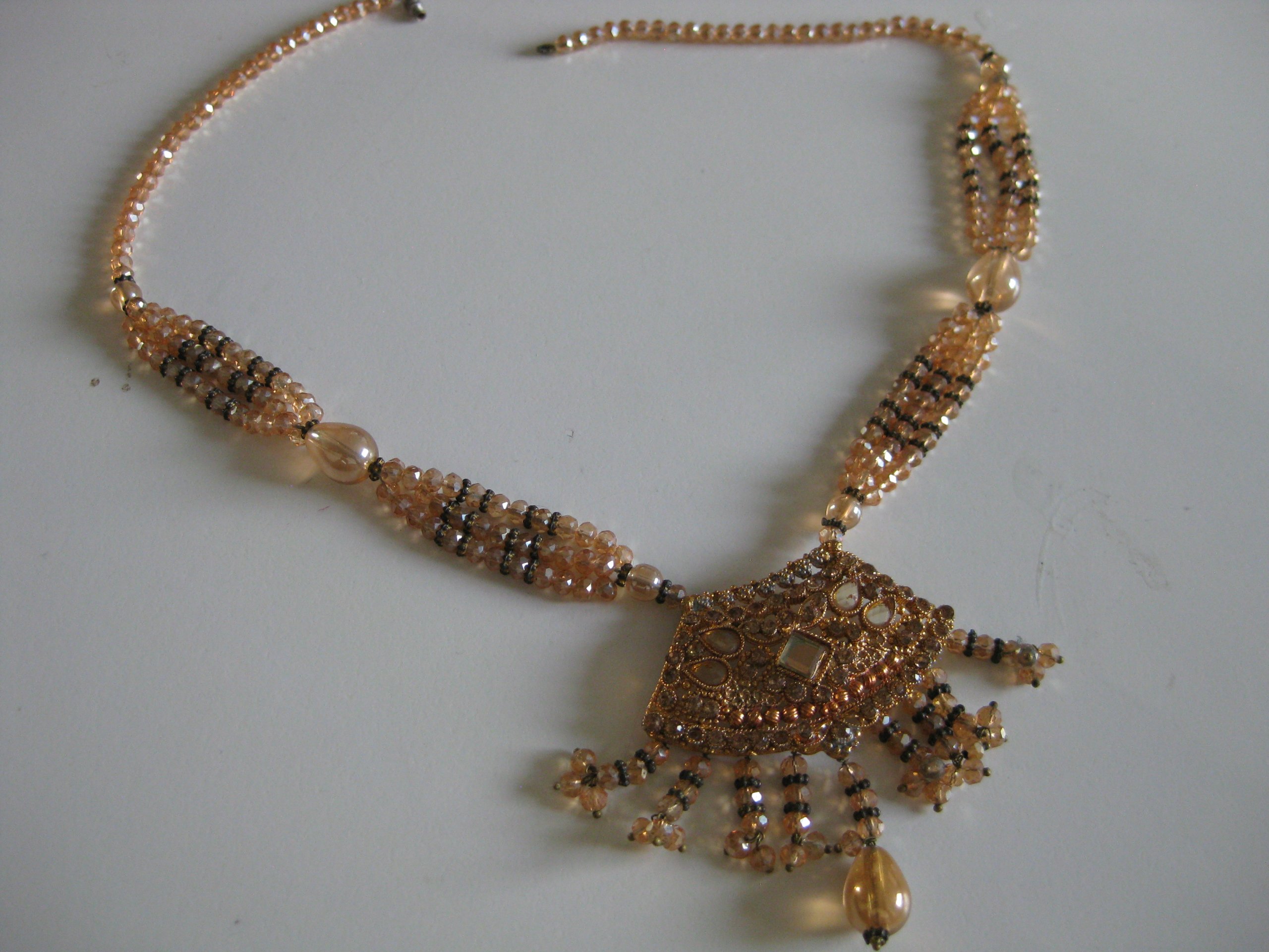 Vintage Gold & Black Beaded Necklace with Pendant Jewel-Ja-4