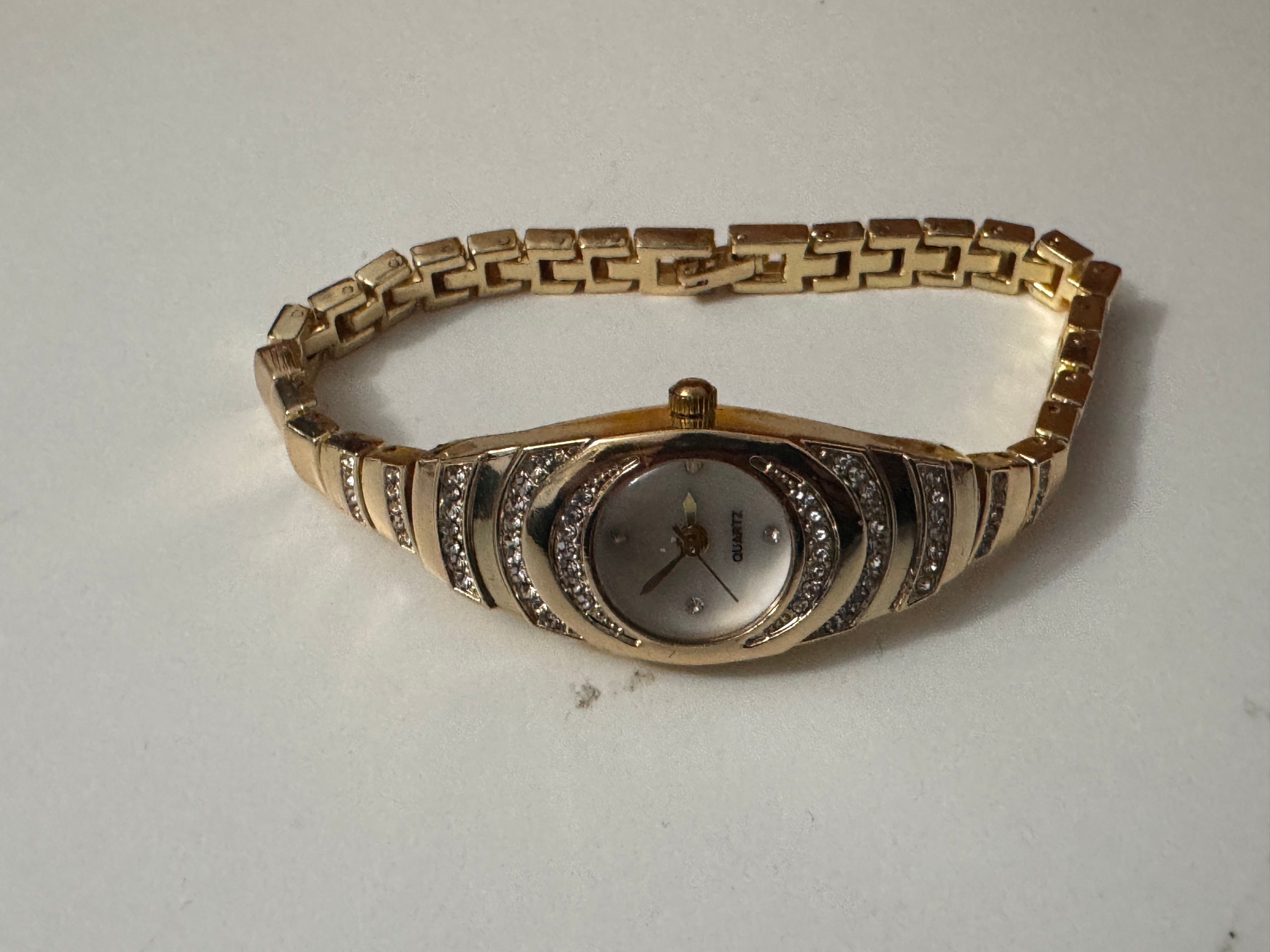 Gold Tone Women's Crystal Accent Quartz Bracelet Watch Jewel-Ja-6 image 2