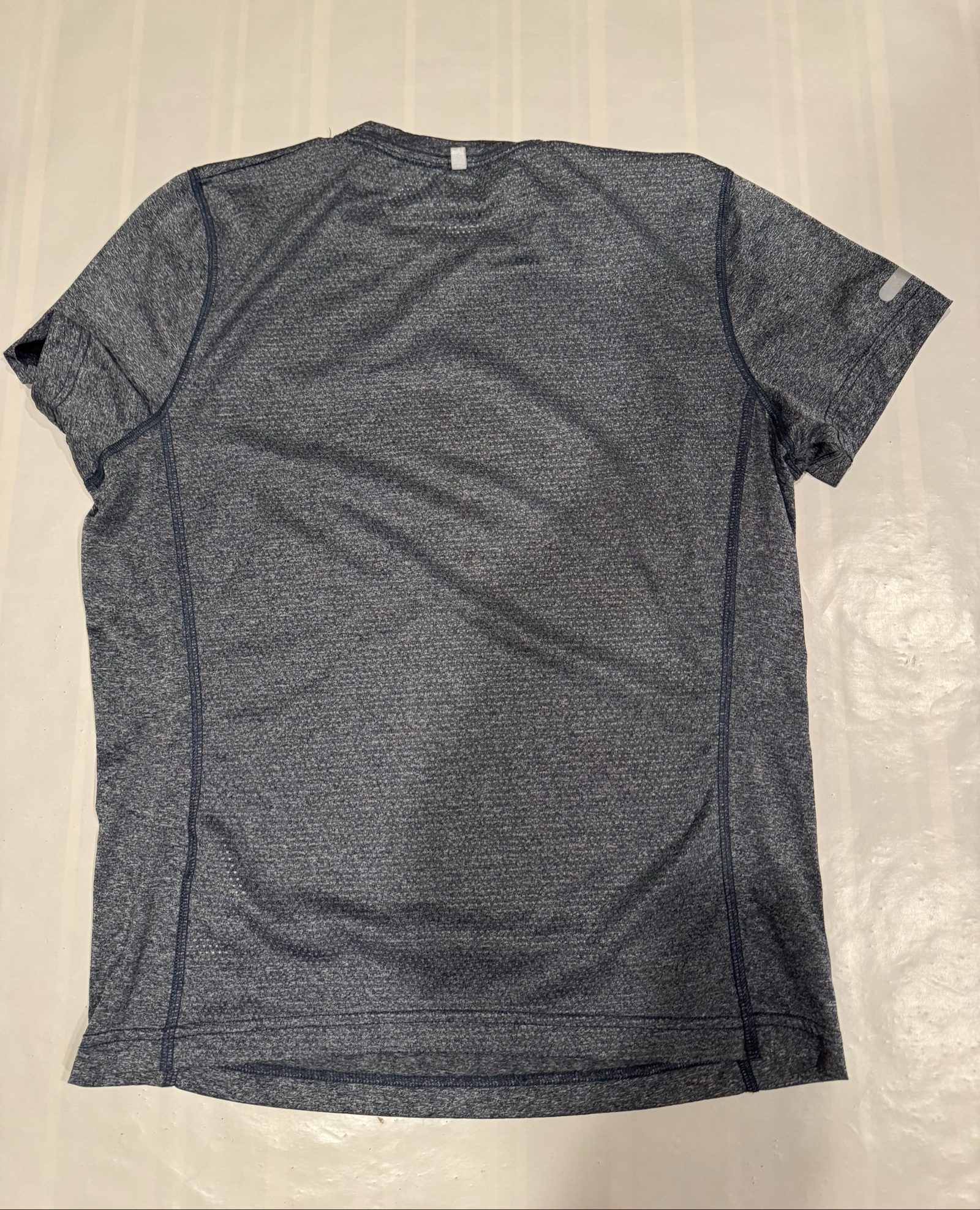 Men’s Abercrombie & Fitch A&F 1892 Active Performance T-Shirt – Heather Gray – XL image 6