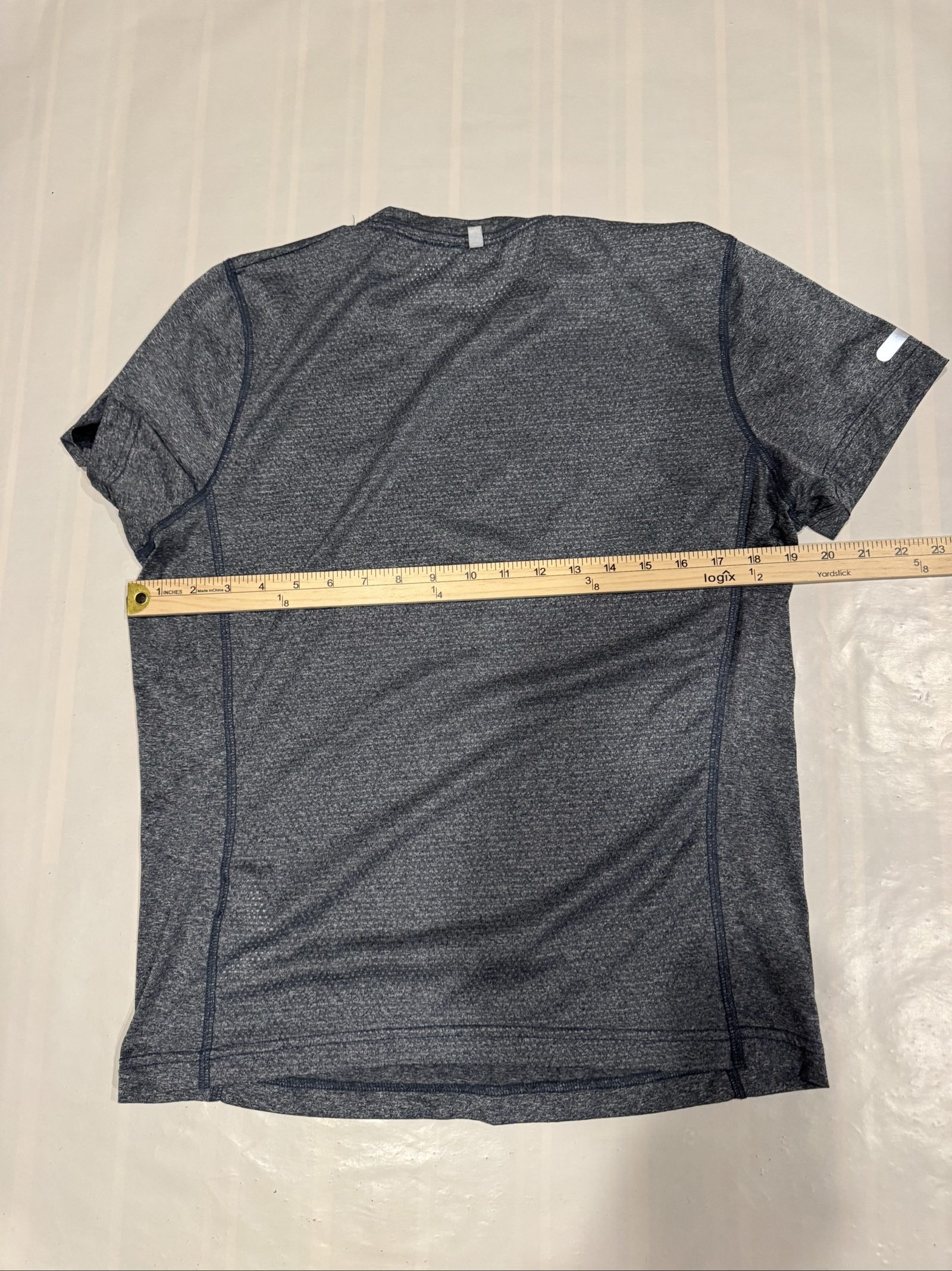 Men’s Abercrombie & Fitch A&F 1892 Active Performance T-Shirt – Heather Gray – XL image 8