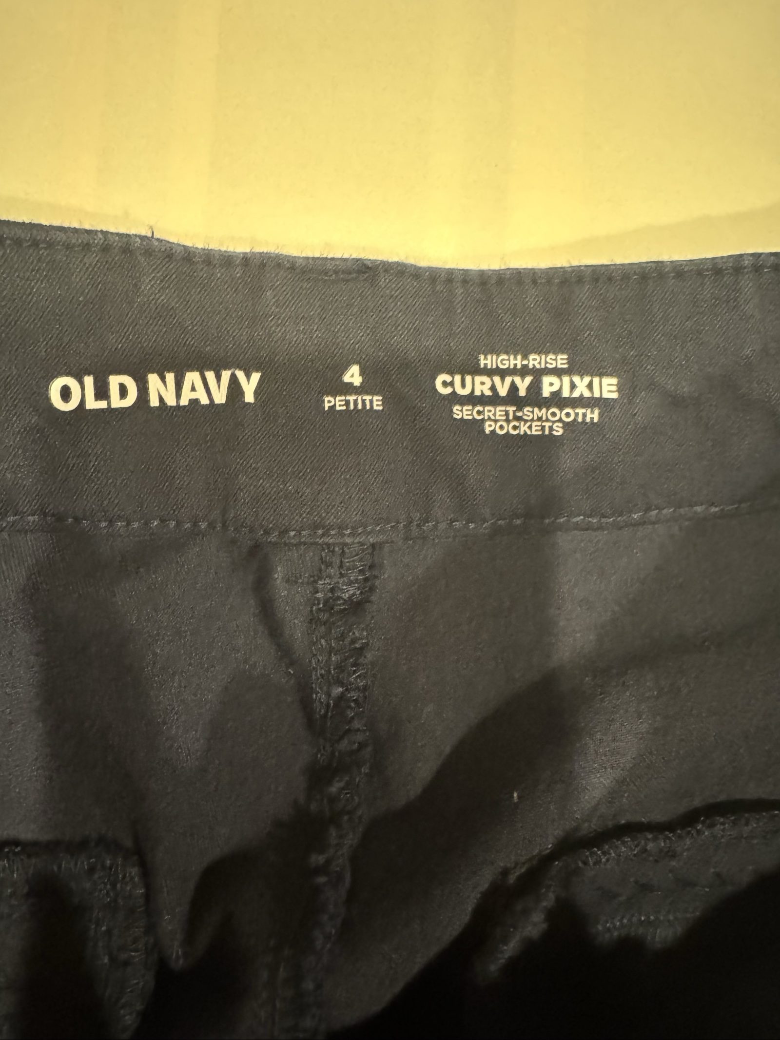 Women’s Old Navy High-Rise Curvy Pixie Secret-Smooth Pockets Pants – Navy Blue – 4 Petite image 5
