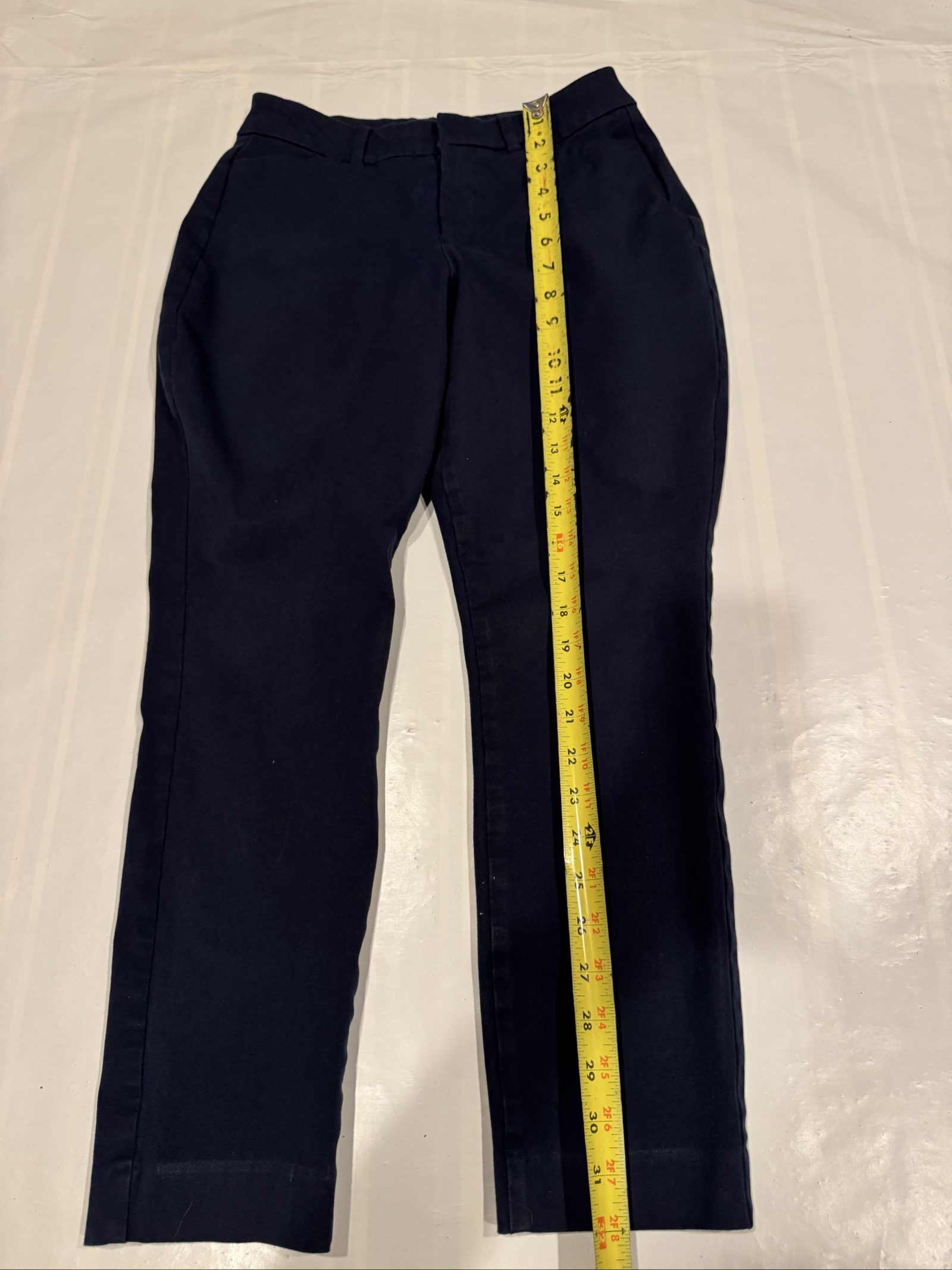 Women’s Old Navy High-Rise Curvy Pixie Secret-Smooth Pockets Pants – Navy Blue – 4 Petite image 9