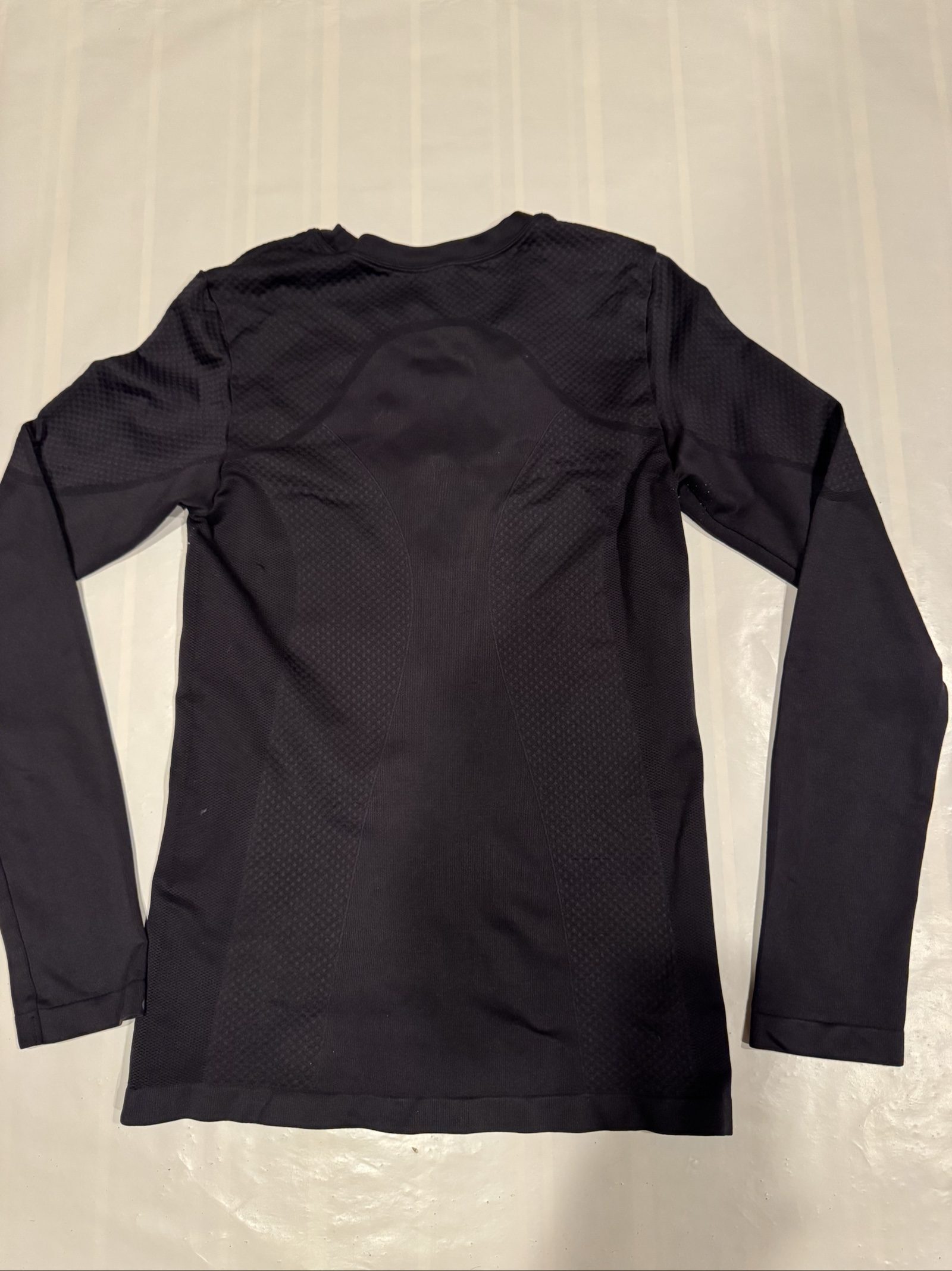 Women’s Champion C9 Seamless Long Sleeve Athletic Performance Top – Black – Medium image 5