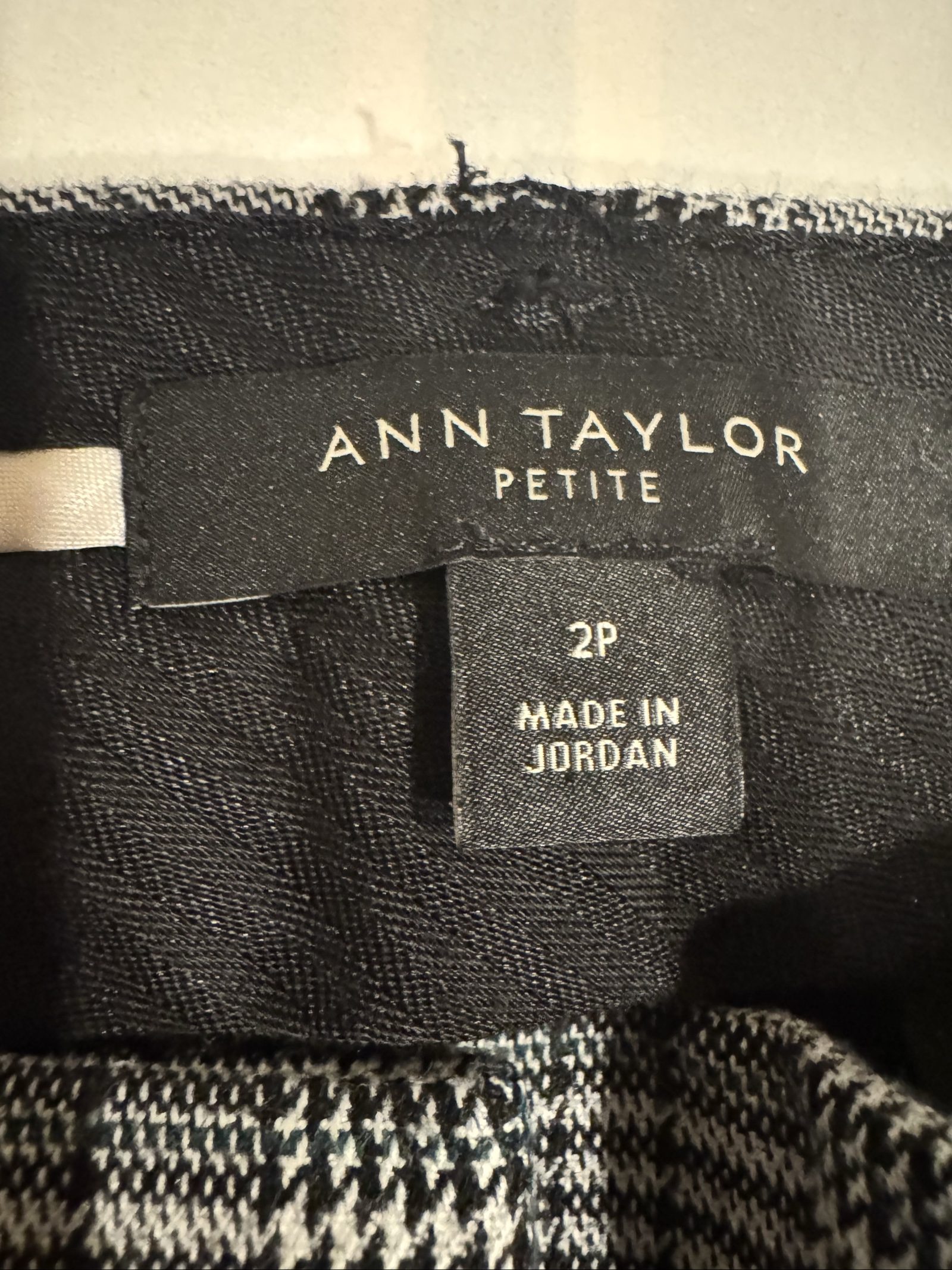 Women’s Ann Taylor Petite Plaid Dress Pants – Gray Black – 2 Petite image 3