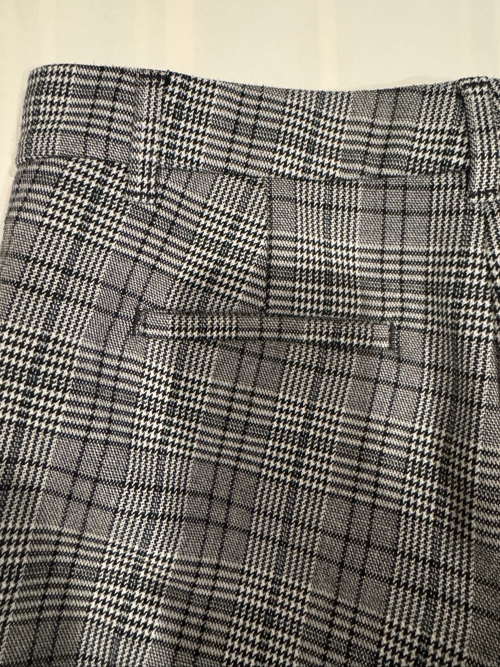 Women’s Ann Taylor Petite Plaid Dress Pants – Gray Black – 2 Petite image 5