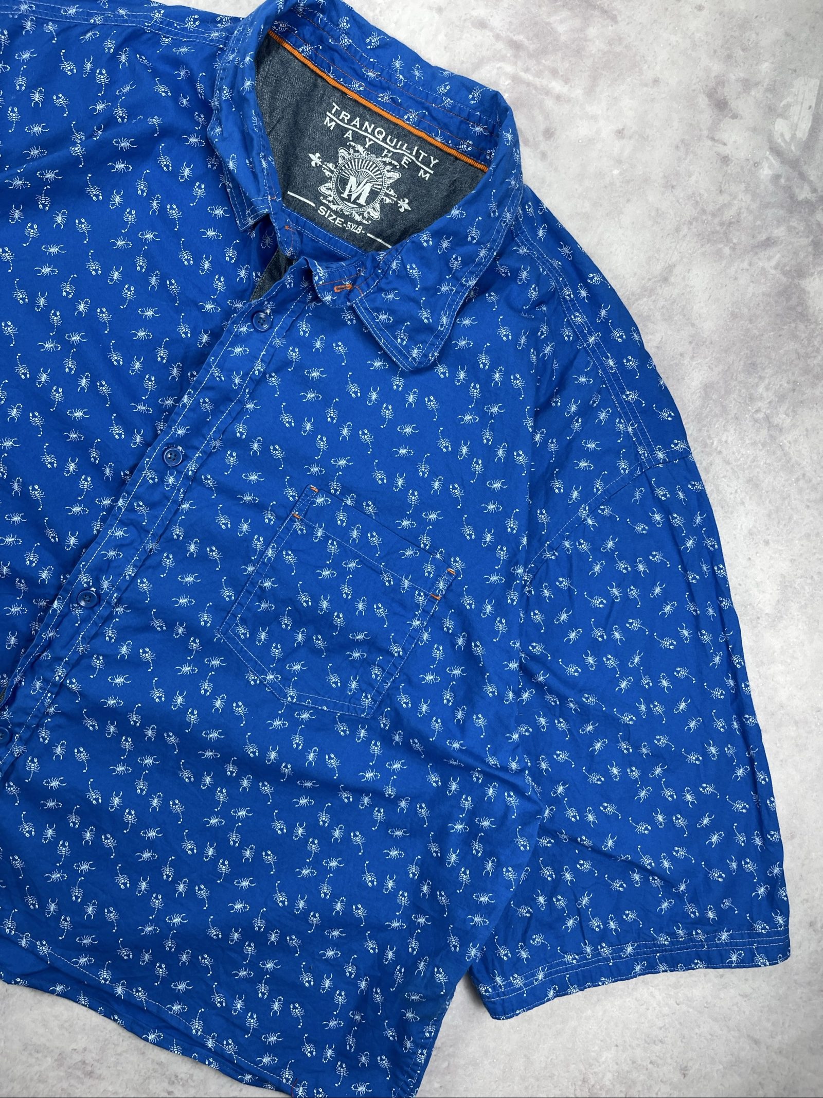 Tranquility Mayhem Blue Ant Print Cropped Shirt Medium image 2
