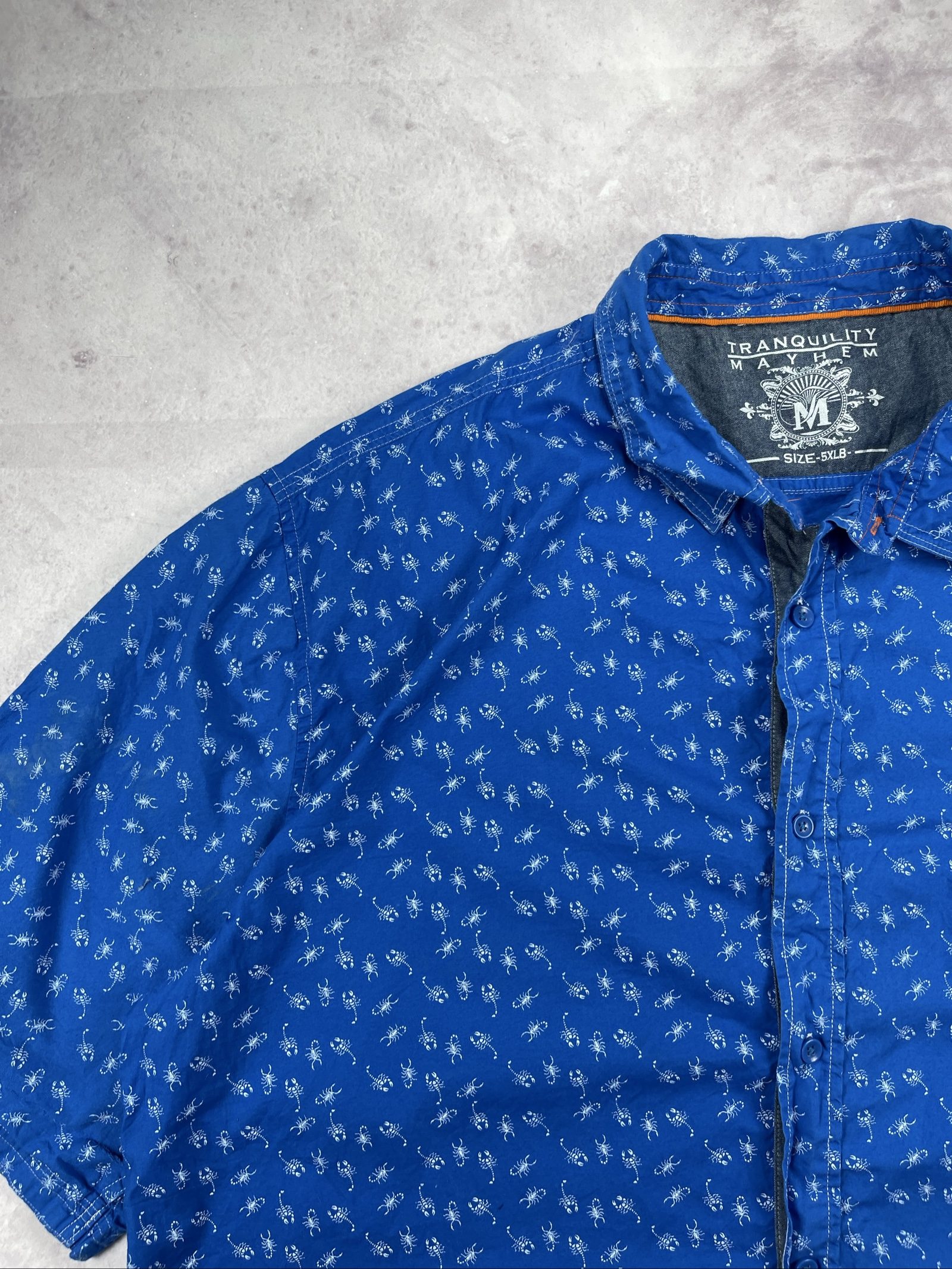 Tranquility Mayhem Blue Ant Print Cropped Shirt Medium image 4
