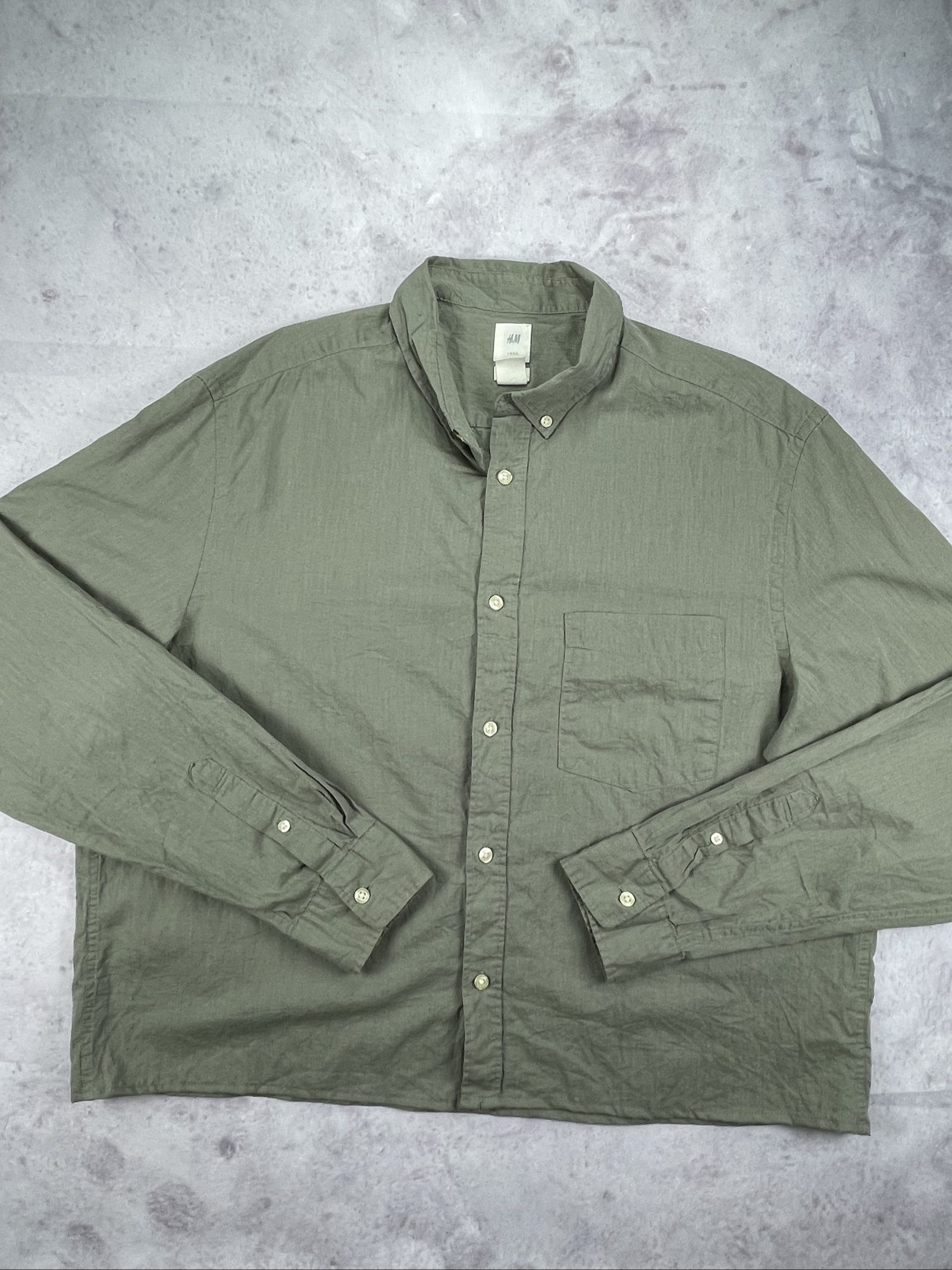 H&M Men's Olive Green Button-Up Linen Shirt Large image 3