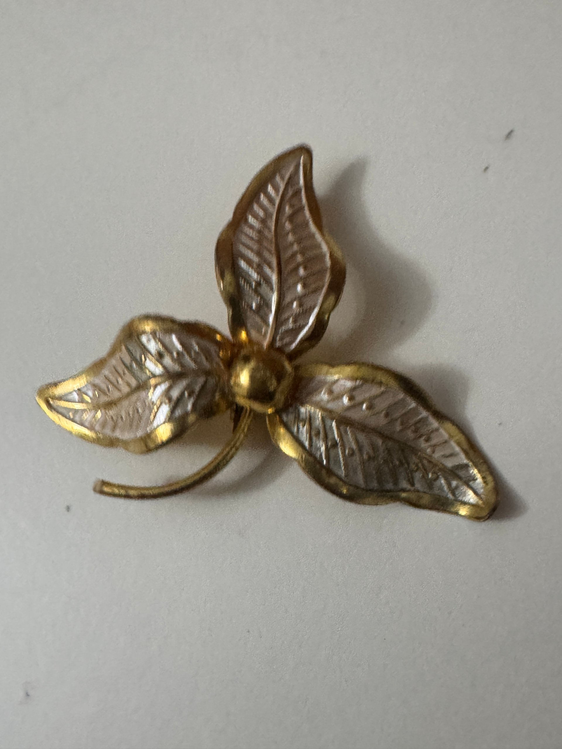 Vintage Gold Tone & White Leaf Brooch Pin Jewel-Ja-7 image 2
