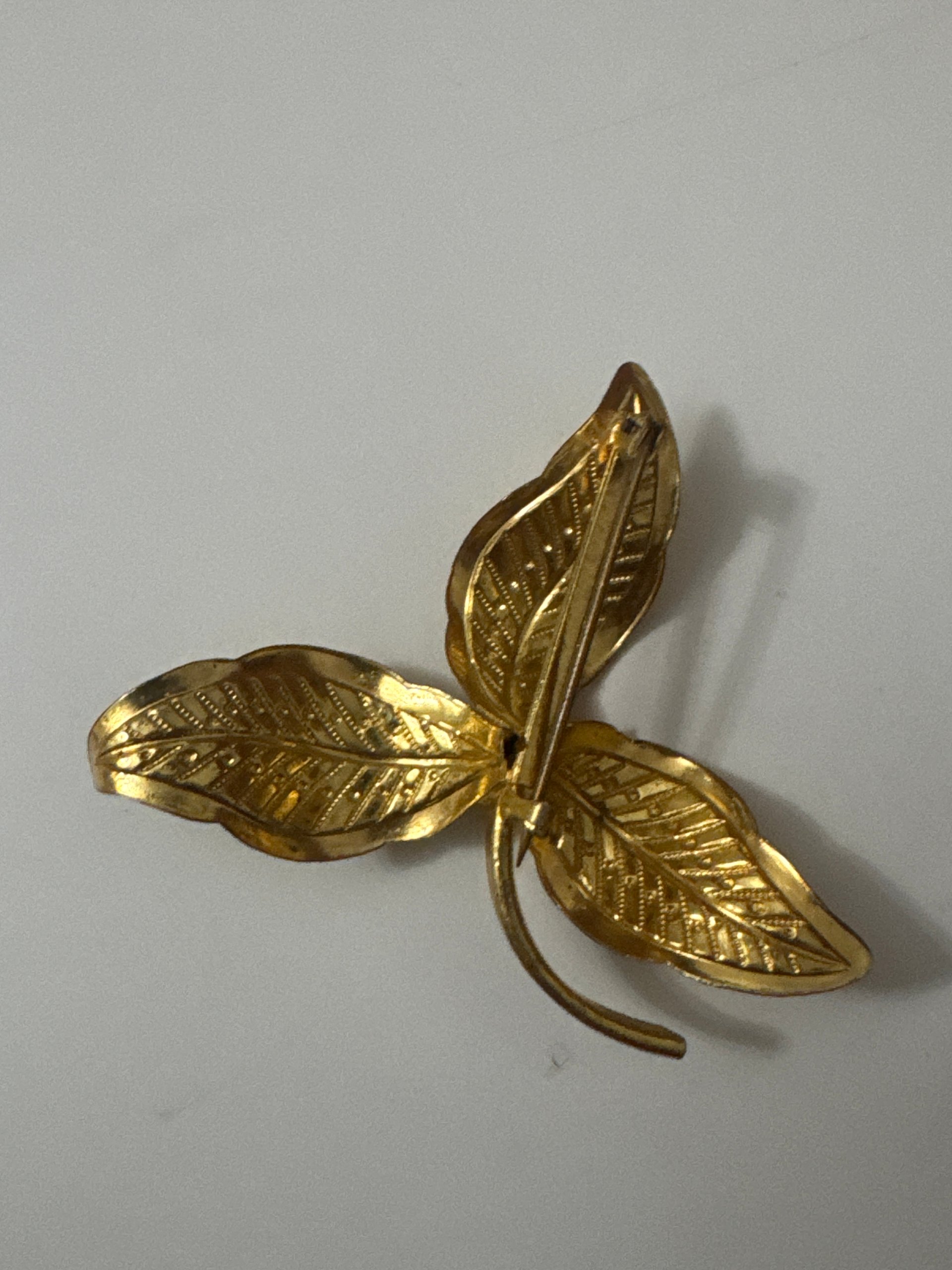 Vintage Gold Tone & White Leaf Brooch Pin Jewel-Ja-7 image 6