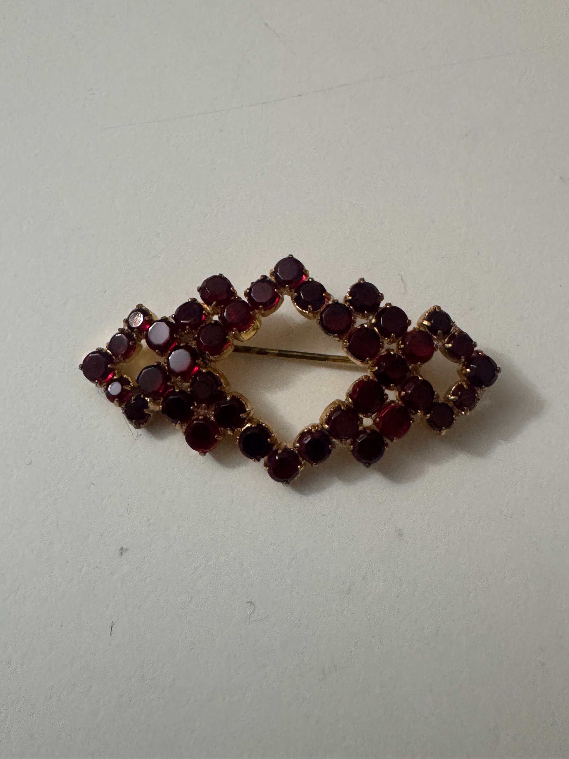 Vintage Gold Tone Red Rhinestone Brooch Jewel-Ja-7