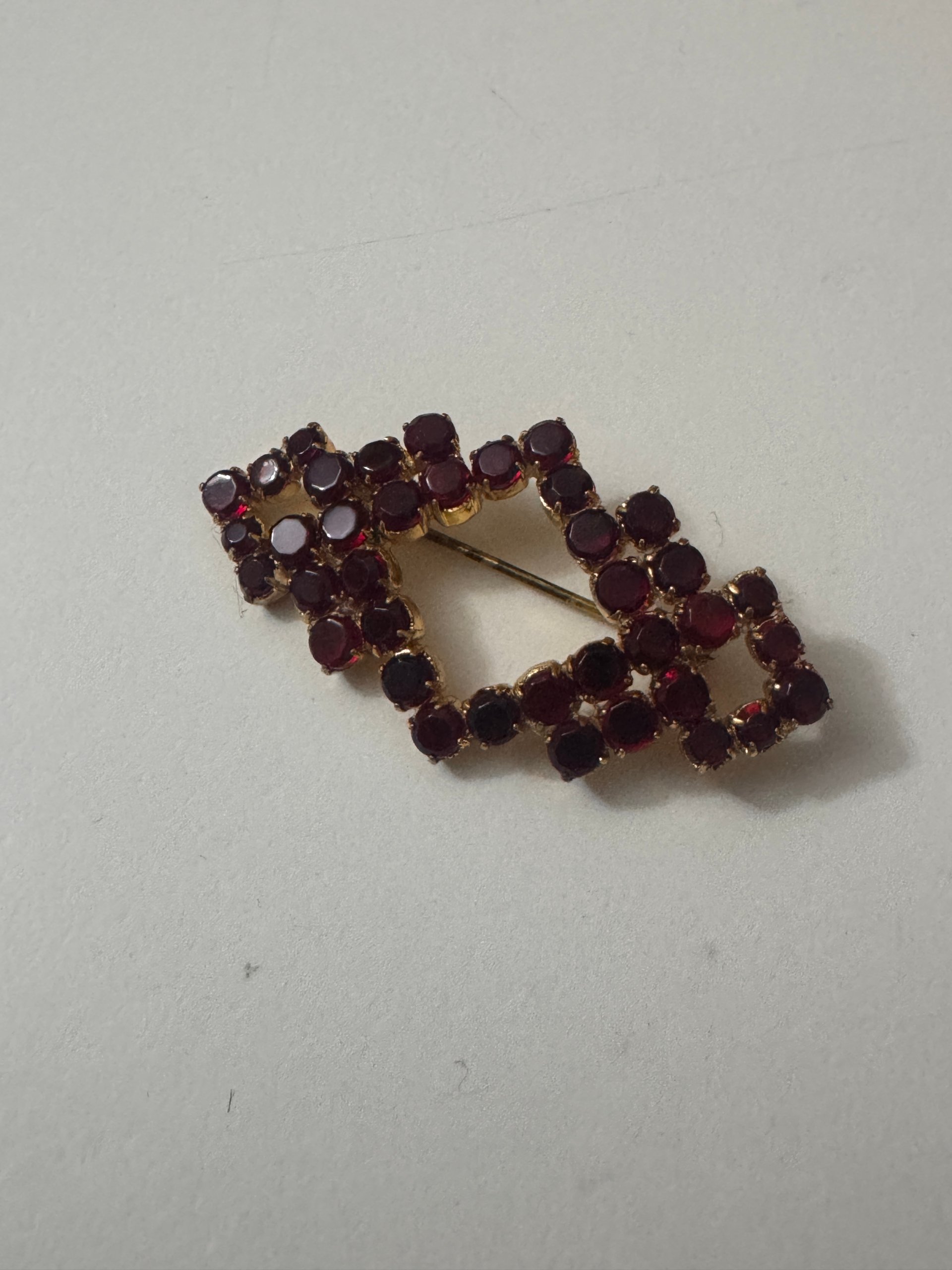 Vintage Gold Tone Red Rhinestone Brooch Jewel-Ja-7 image 3
