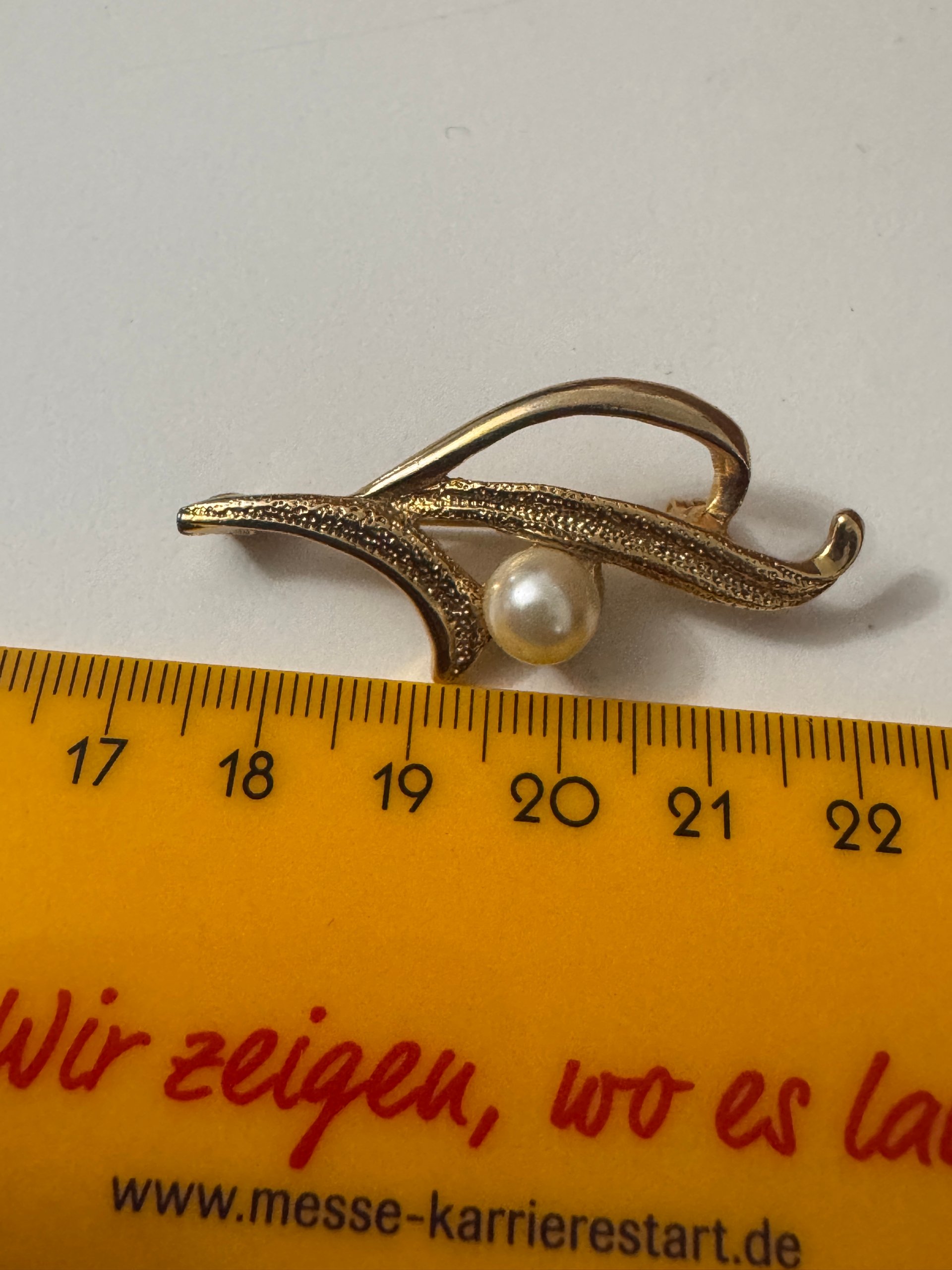Gold Tone Pearl Floral Brooch Pin Jewel-Ja-7 image 8