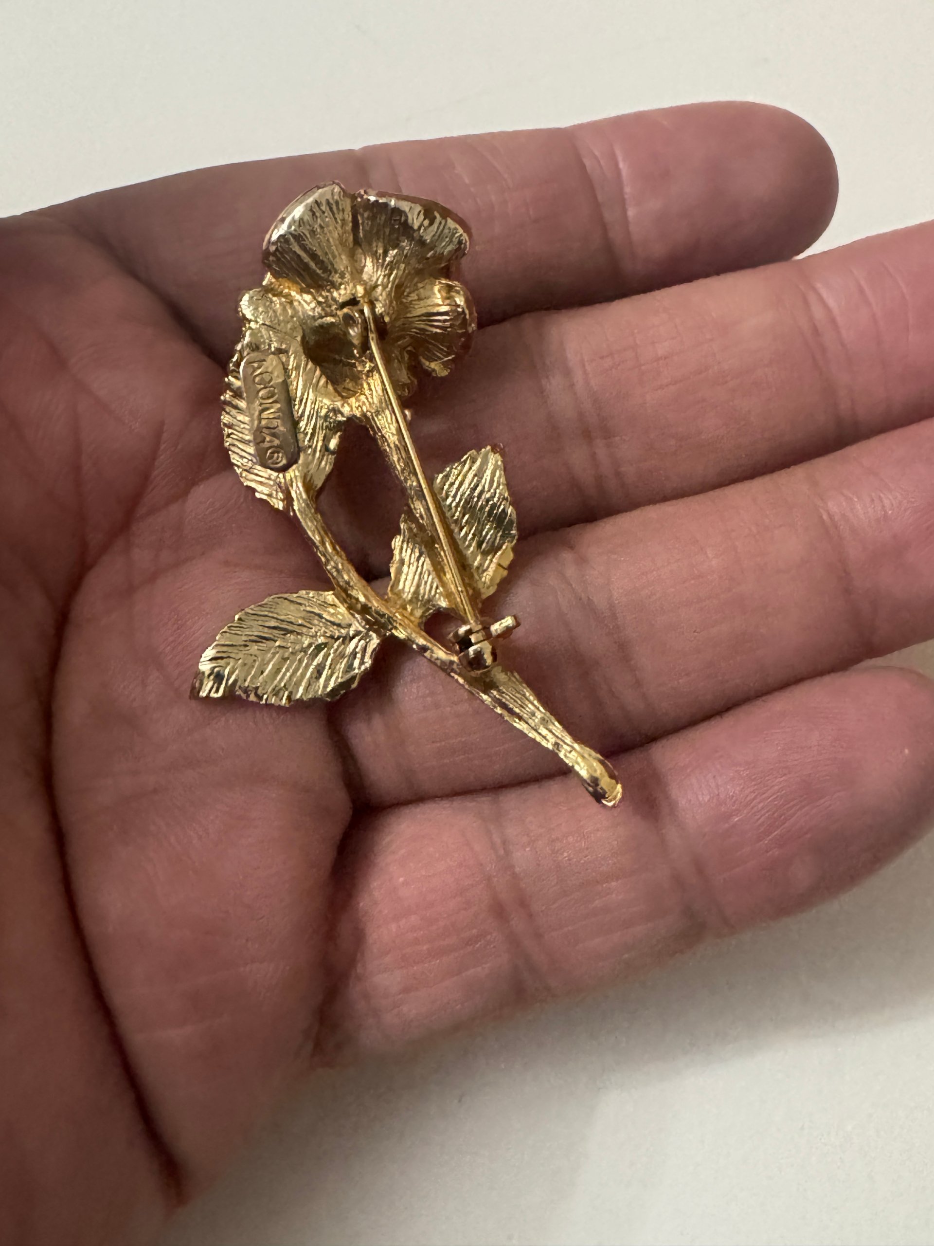 Agnes Vintage Gold Tone Rose Brooch with Faux Pearl Jewel-Ja-7 image 4