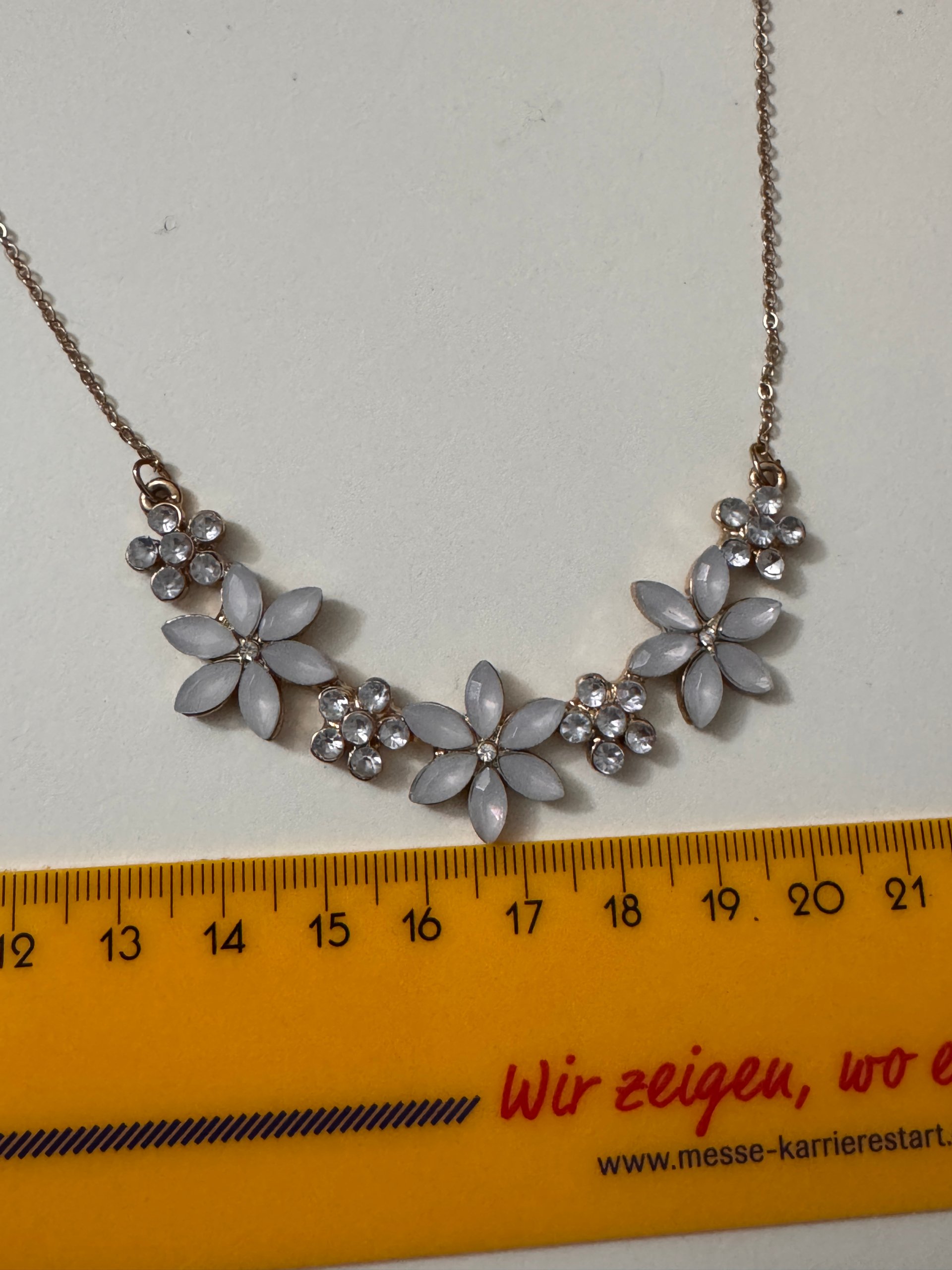 White Flower & Crystal Pendant Necklace Silver Tone Adjustable Jewel-Ja-8 image 7