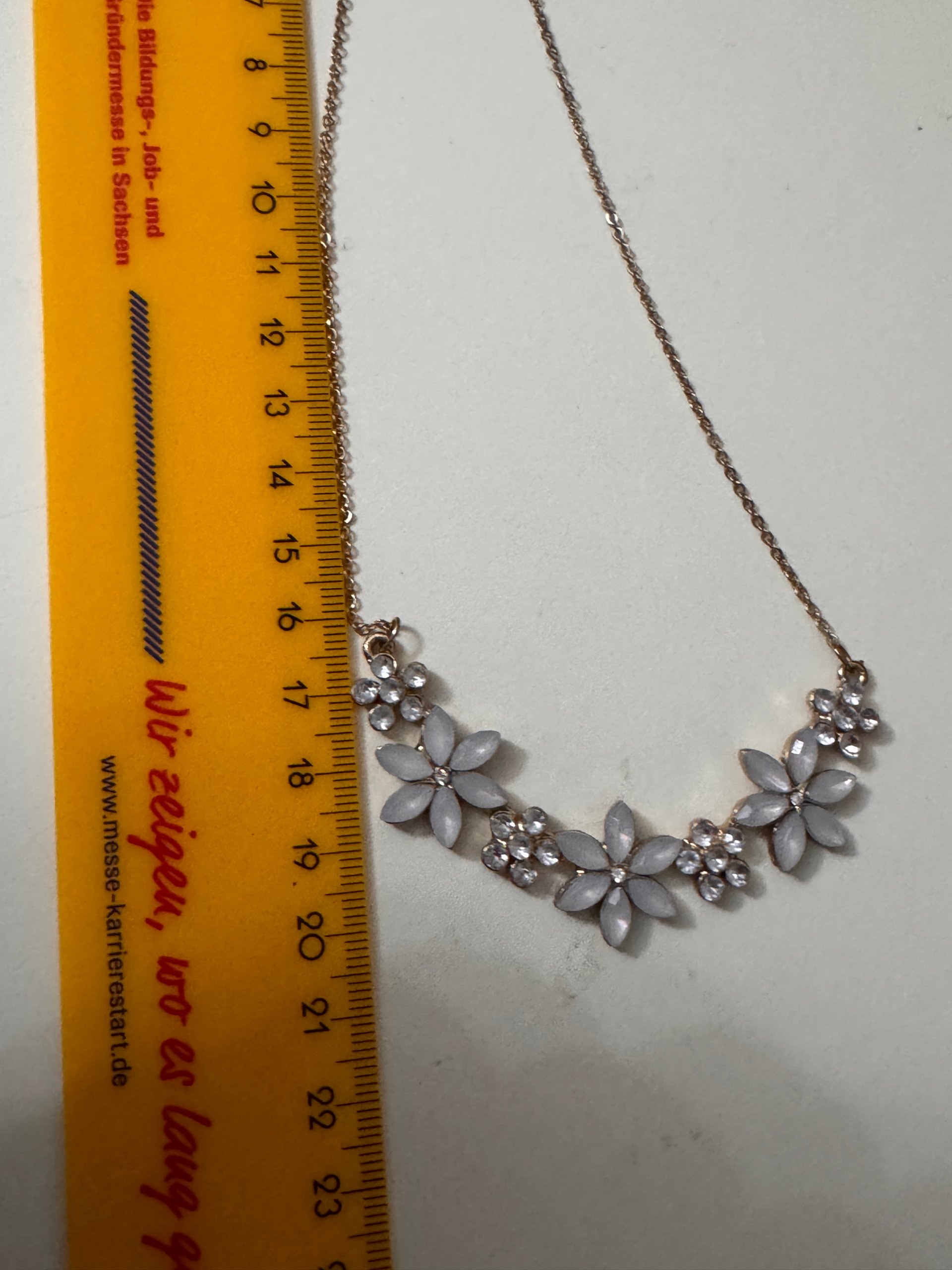 White Flower & Crystal Pendant Necklace Silver Tone Adjustable Jewel-Ja-8 image 8