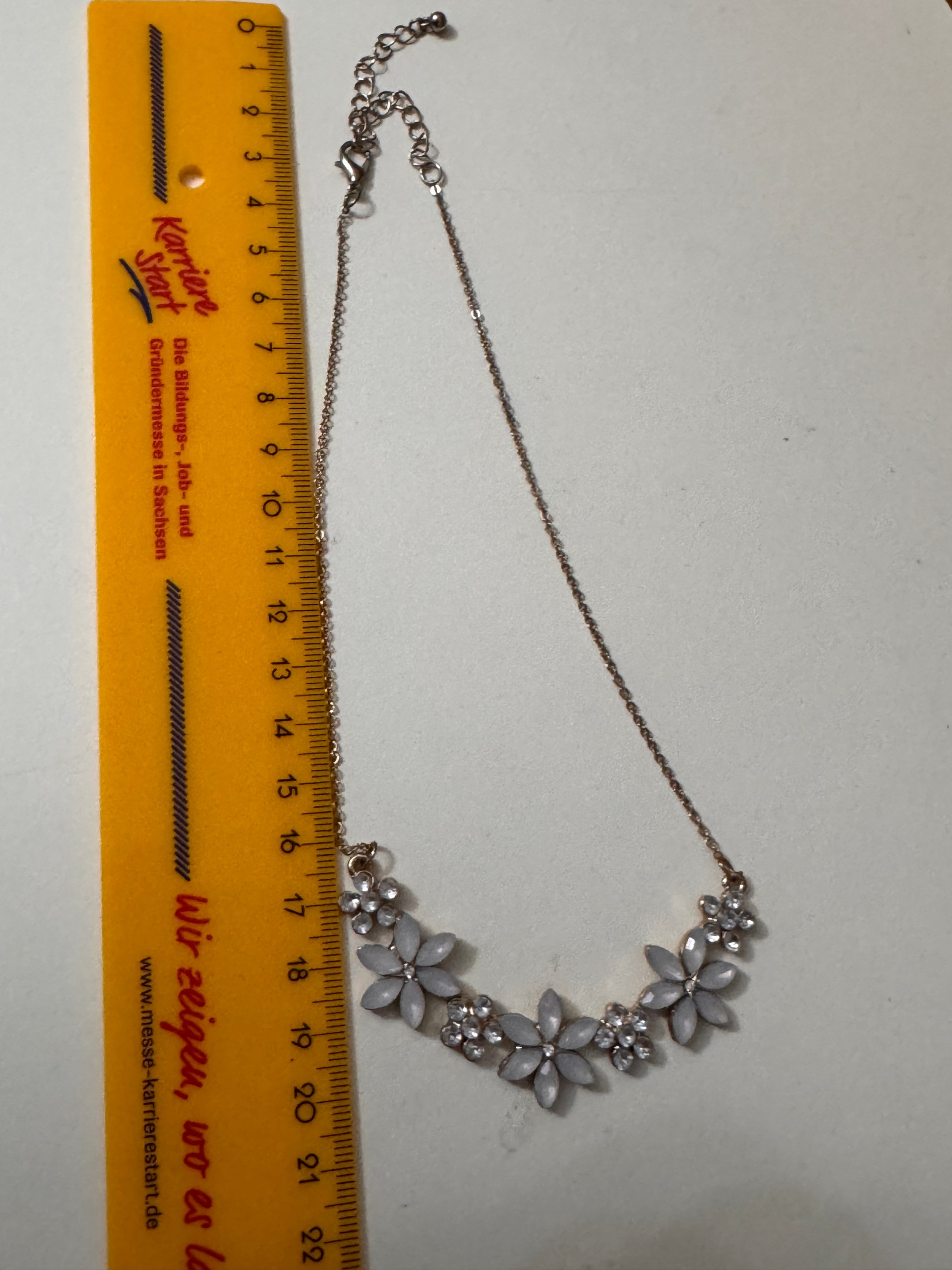 White Flower & Crystal Pendant Necklace Silver Tone Adjustable Jewel-Ja-8 image 9