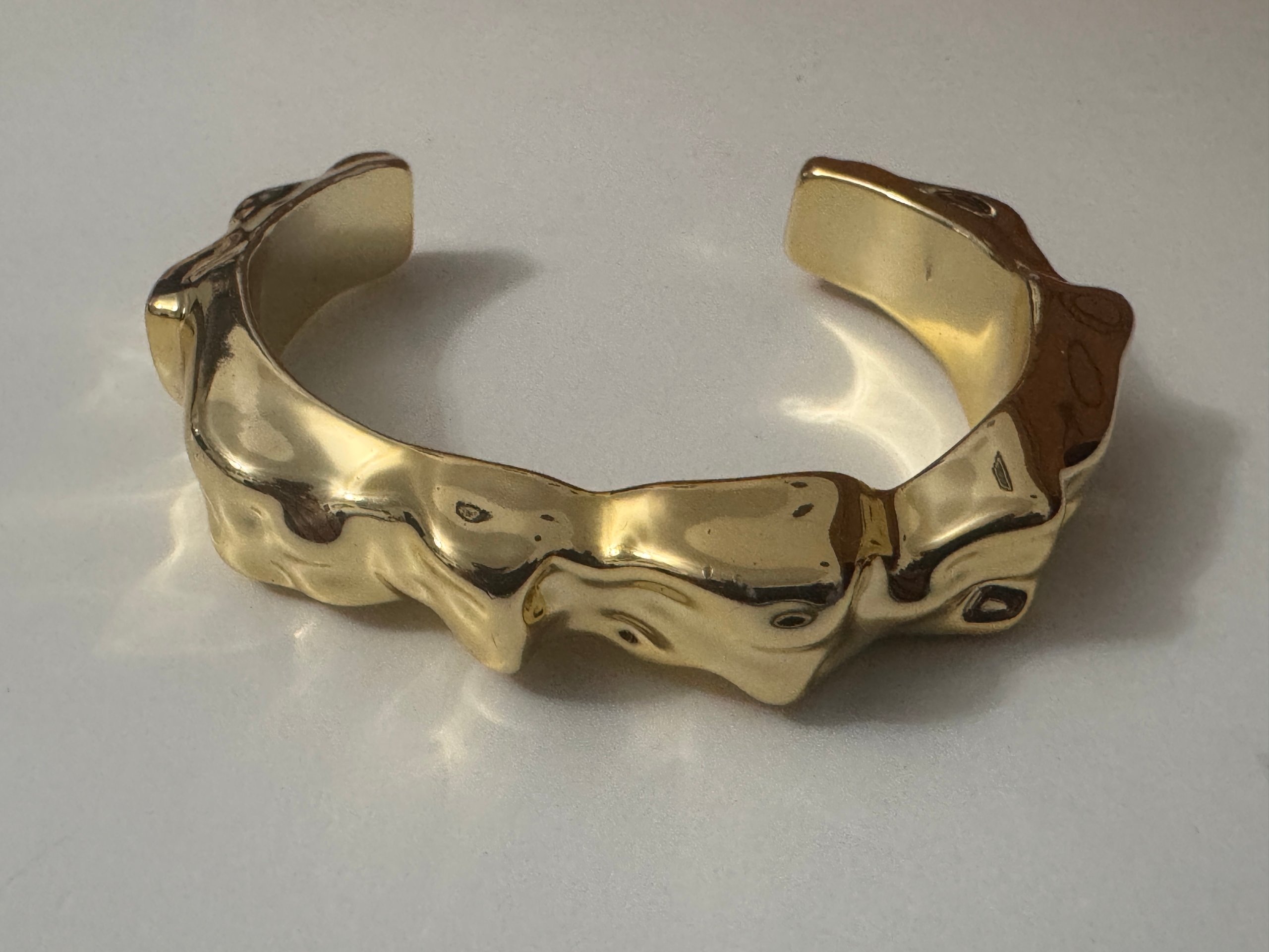 Gold Tone Sculptural Metal Cuff Bracelet Unisex Jewel-Ja-8 image 4