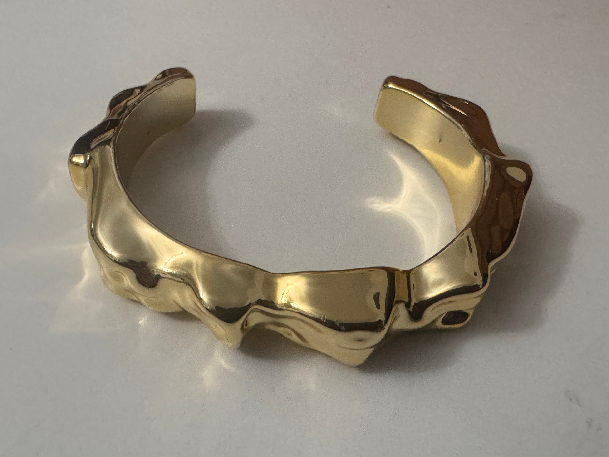 Gold Tone Sculptural Metal Cuff Bracelet Unisex Jewel-Ja-8 image 6
