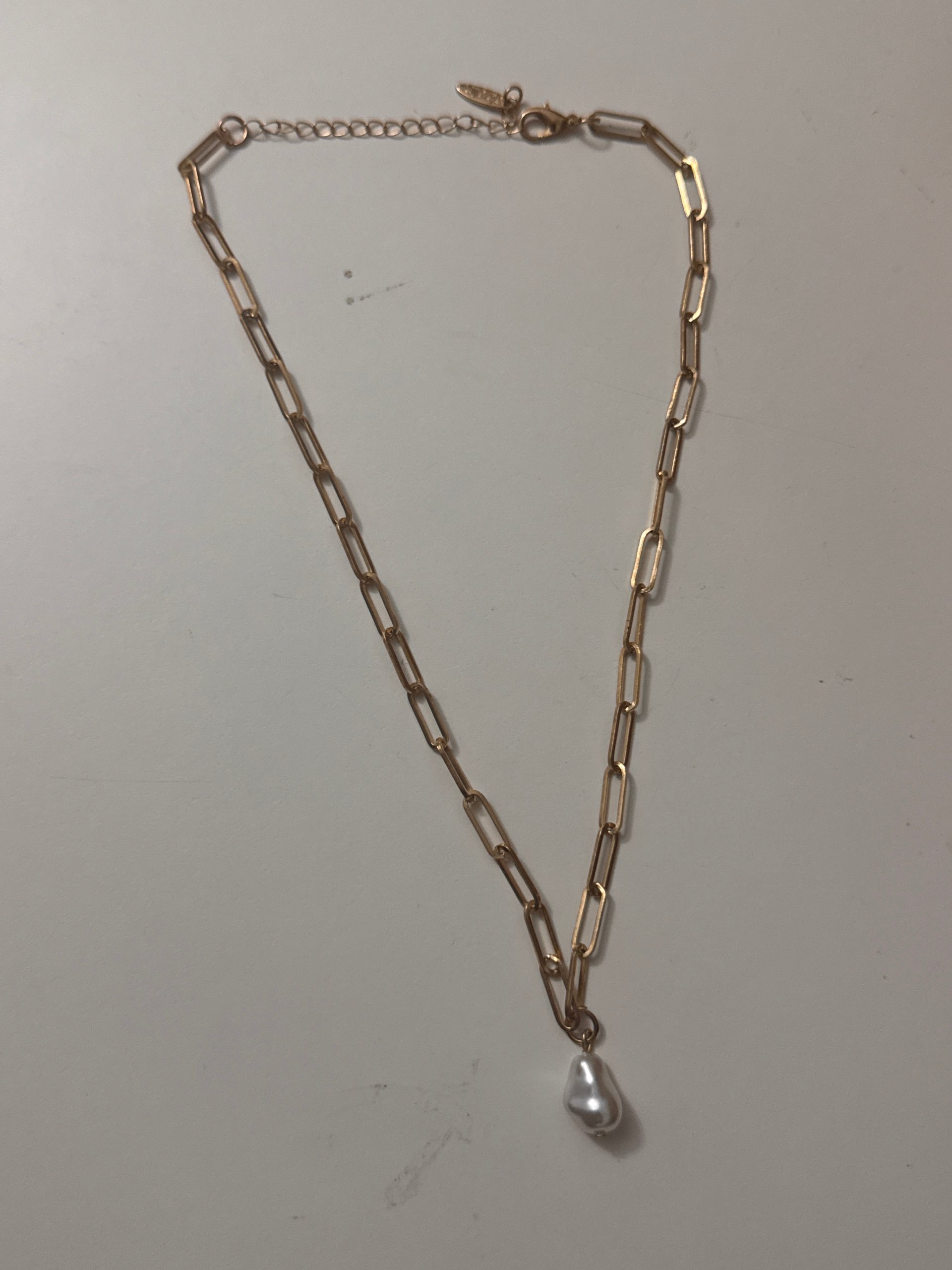 Gold Tone Chain Necklace with White Pearl Pendant Women Jewel-Ja-8