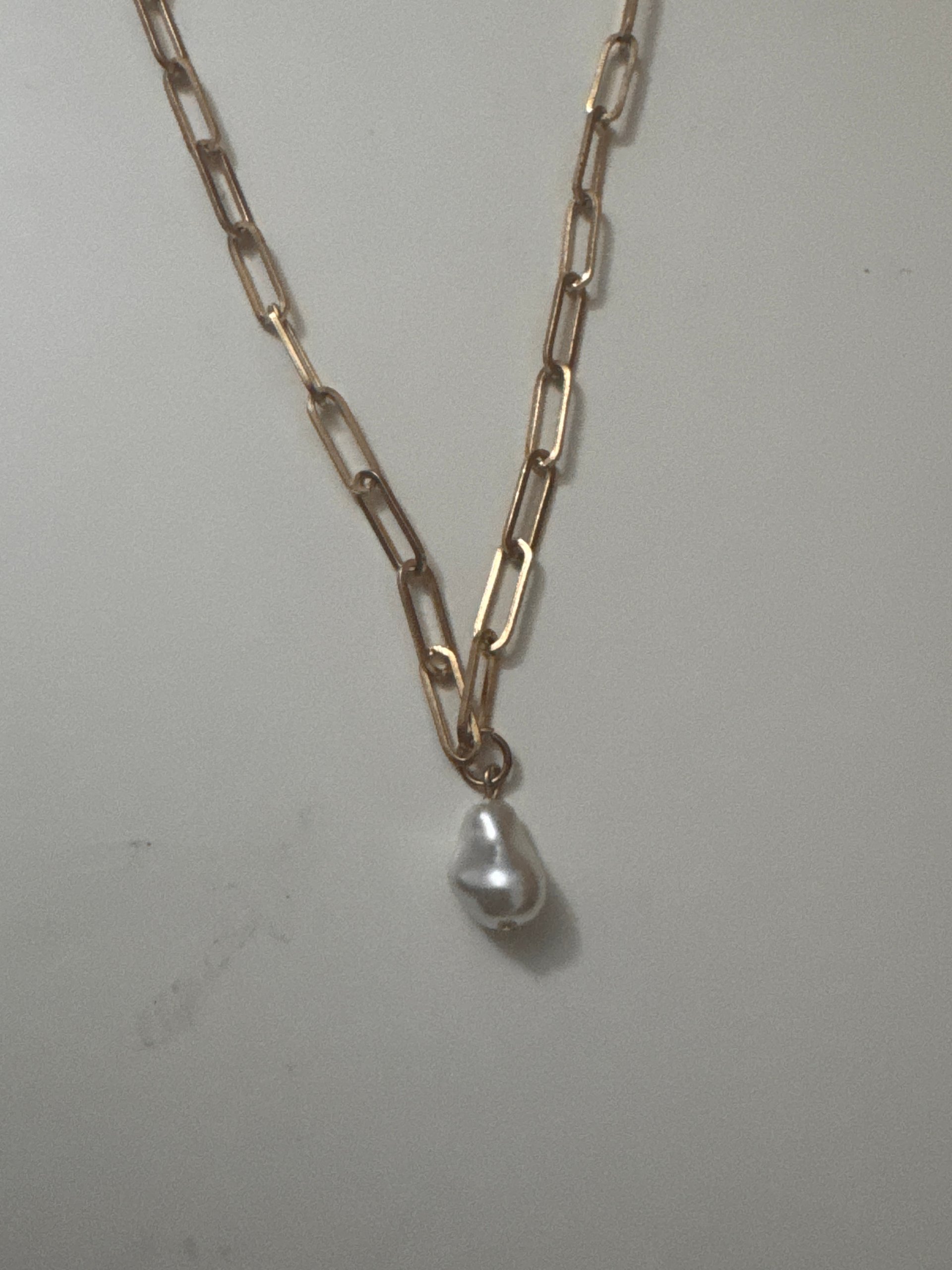 Gold Tone Chain Necklace with White Pearl Pendant Women Jewel-Ja-8 image 3